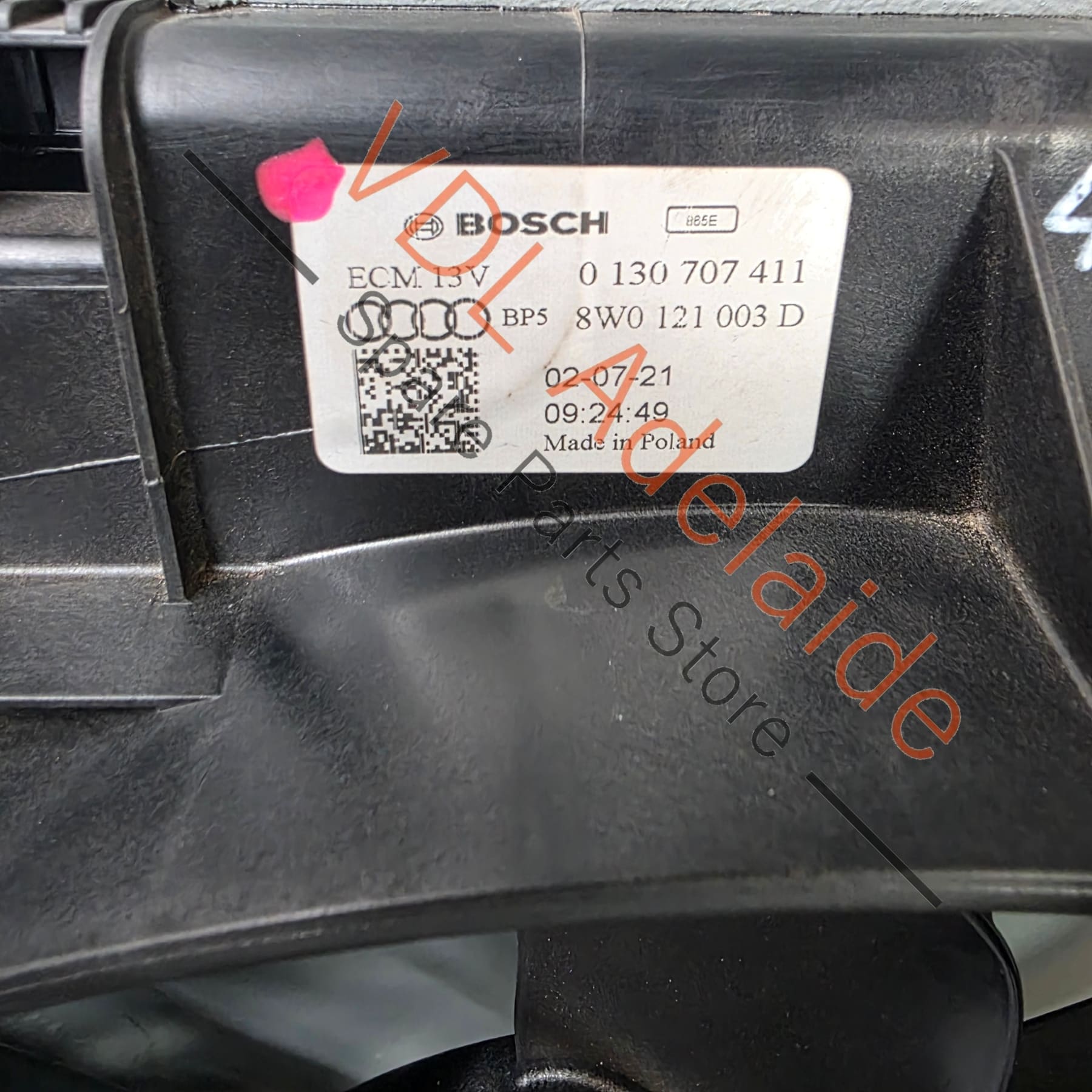 8W0959455AB 8W0959455AA 8W0121207C  Audi RS7 4K Q7 4M Radiator fan assembly 8W0121207C 8W0959455AB 8W0959455AA