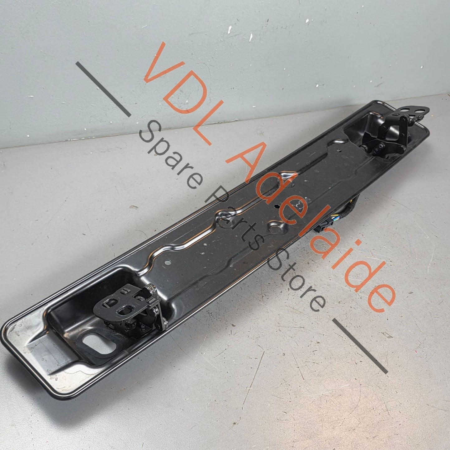 4J3827948 4K8827948F 4K8827948H  Audi E-Tron GT RS7 Rear Spoiler Drive Unit 4J3827948 4K8827948F 4K8827948H
