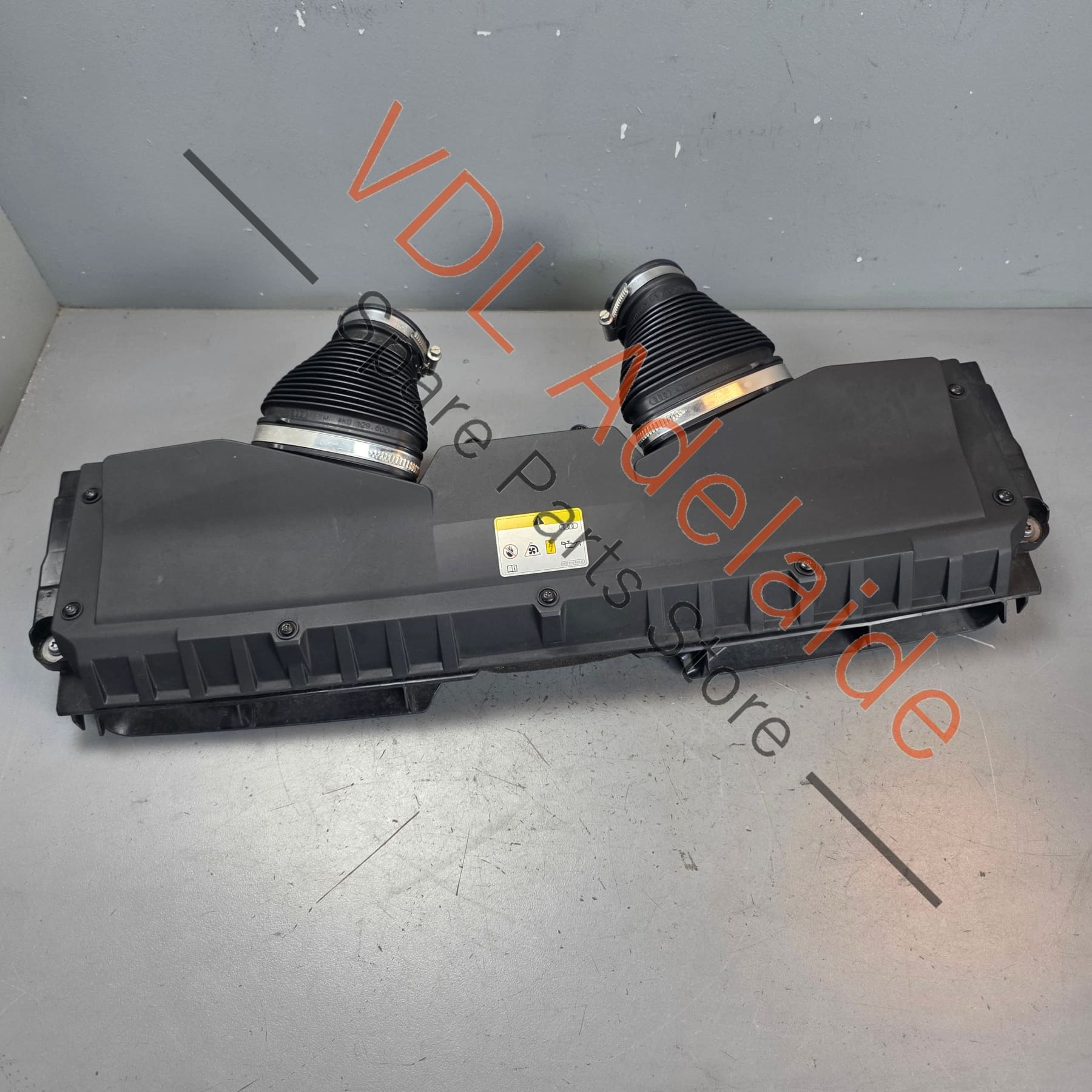 4K0133837AH    Audi RS7 4K Air Filter Intake Box Genuine 4K0133837AH