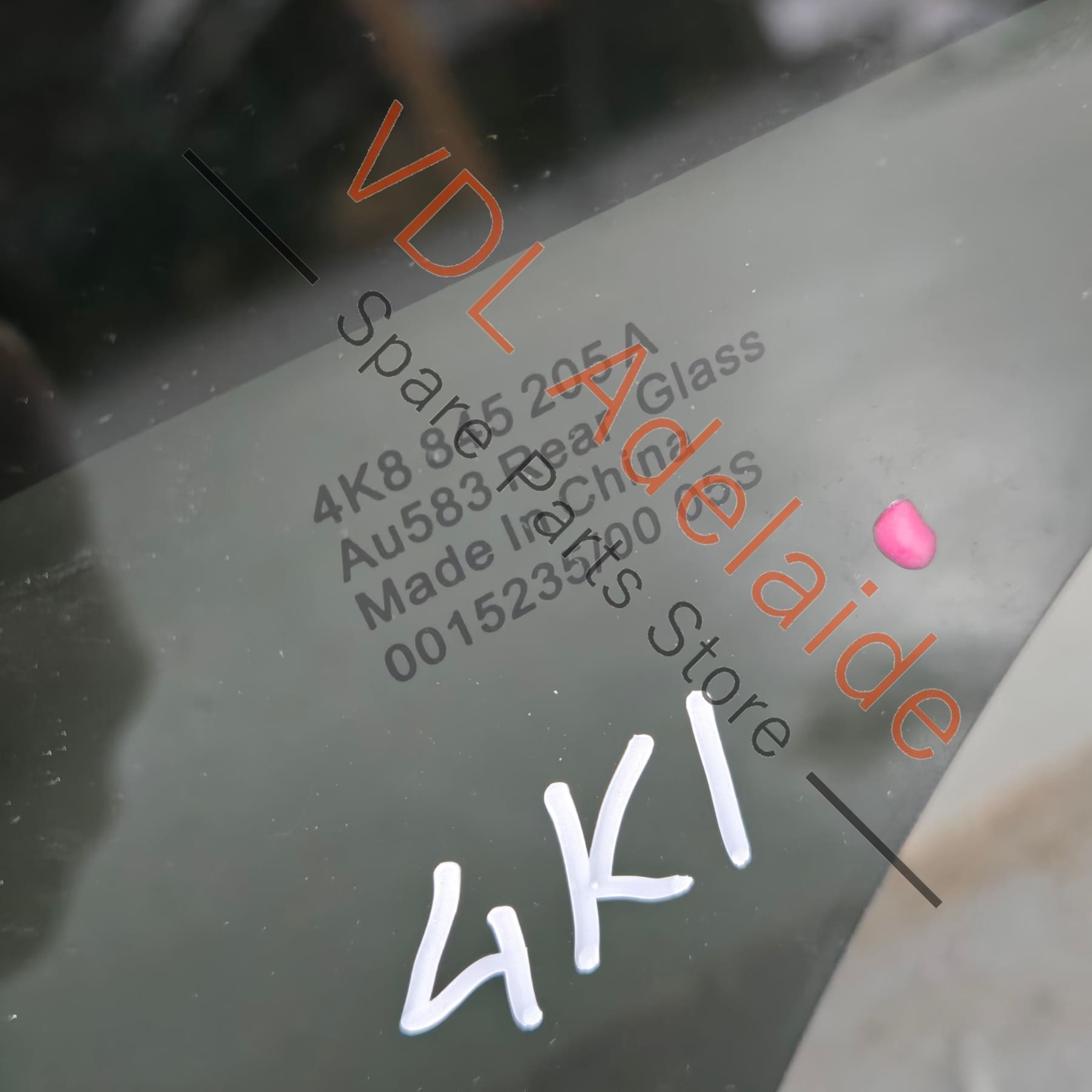 4K8845205A    Audi A7 S7 RS7 Left Rear Door Glass Window Shatterproof 4K8845205A