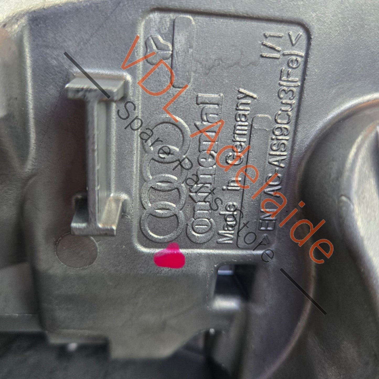 4K8919617J    Audi RS7 Heads Up Display Projector Screen 4K8919617J