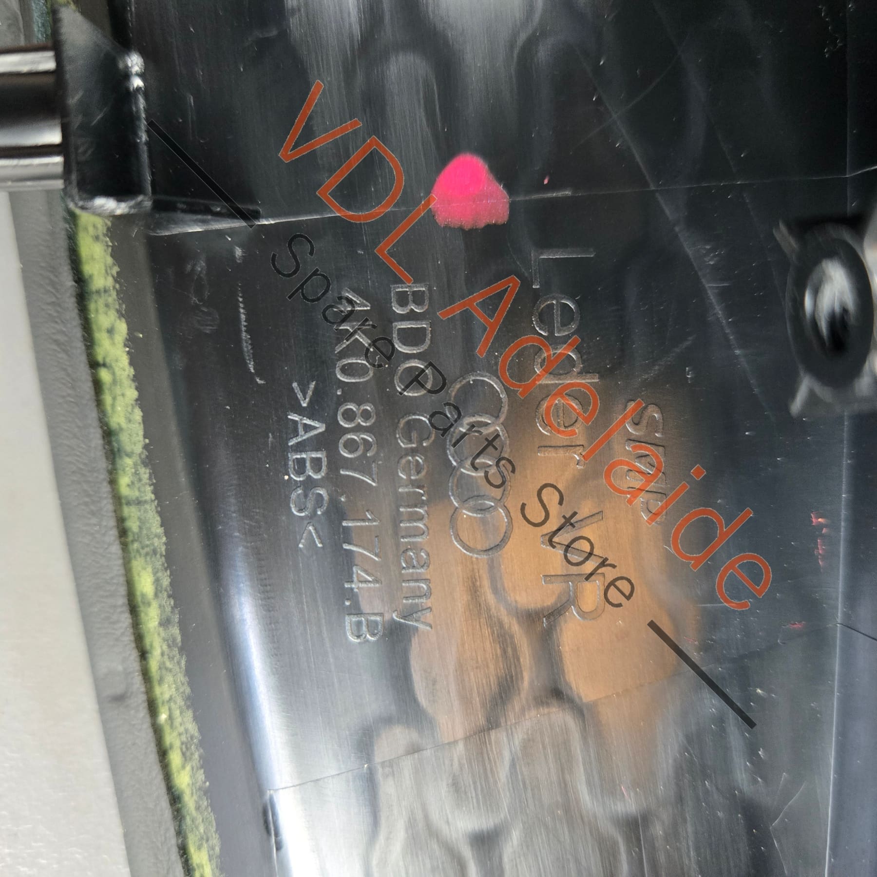 4K0867173BDWR 4K0867174BDWR 4K0867373BDWR 4K0867374BDWR Audi RS7 C8 4K Set of 4x Leather Interior Door Handles with red stitch