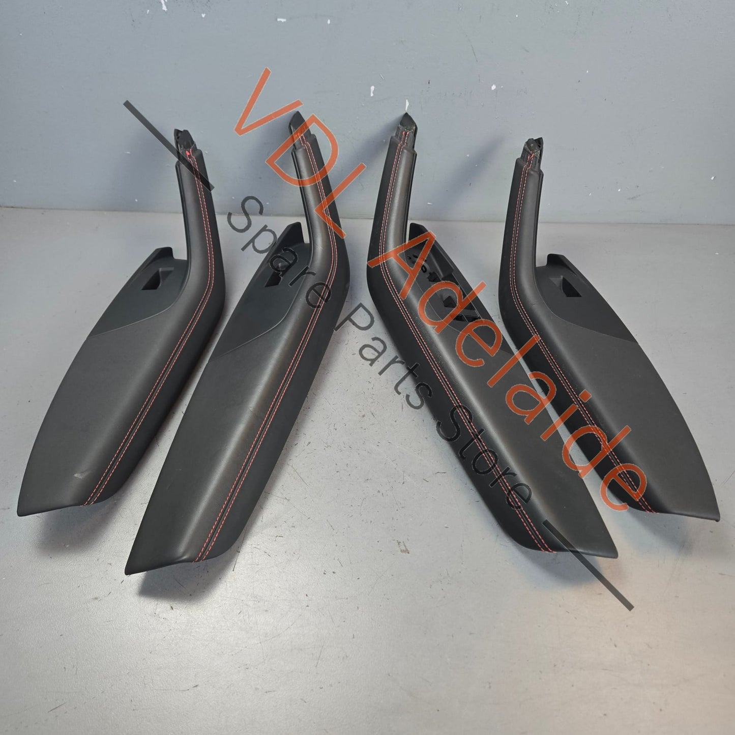 4K0867173BDWR 4K0867174BDWR 4K0867373BDWR 4K0867374BDWR Audi RS7 C8 4K Set of 4x Leather Interior Door Handles with red stitch