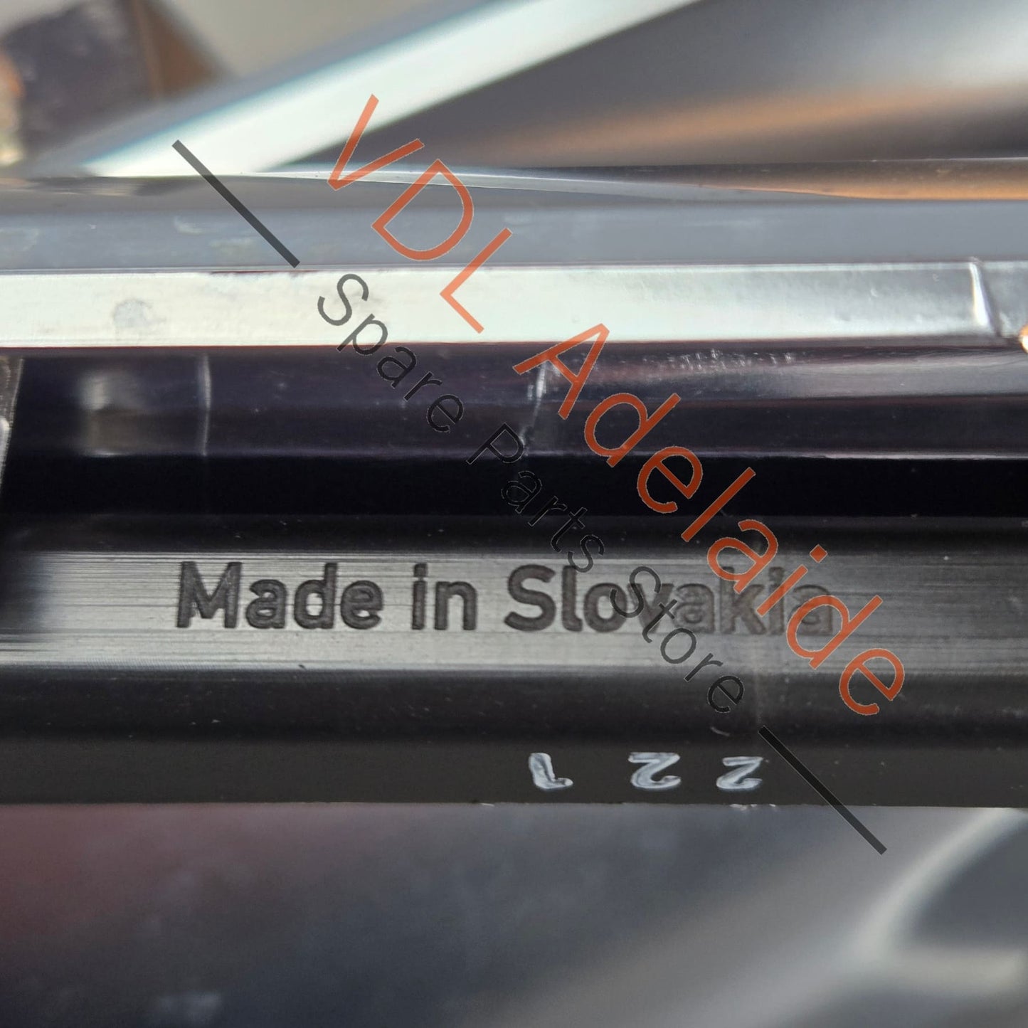 4K8867586A 4K8867585 4K8867969 4K8867970 Audi RS7 S7 A7 4K C8 Interior Door Chrome Trim and LED light strip Set for RHD models 4K8867586A