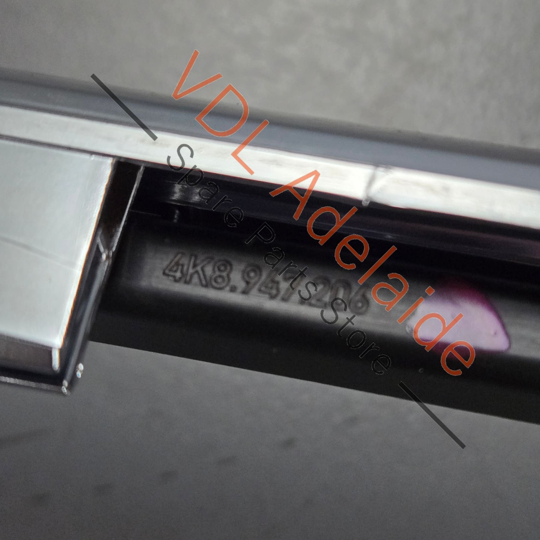 4K8867586A 4K8867585 4K8867969 4K8867970 Audi RS7 S7 A7 4K C8 Interior Door Chrome Trim and LED light strip Set for RHD models 4K8867586A