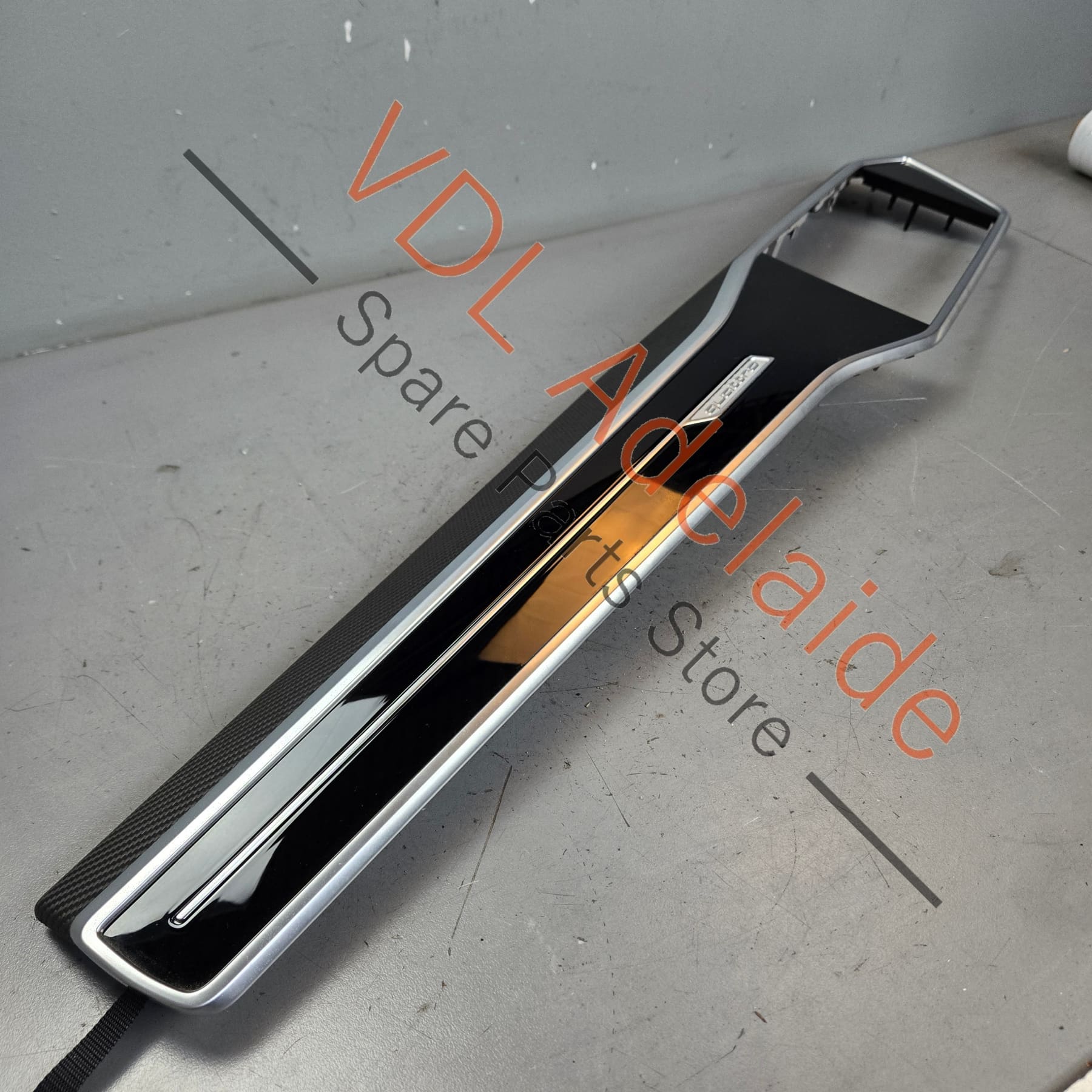 4K2853189C3ID 4K2853190R3ID 4K2857200GV58  Audi RS6 RS7 Carbon Twill Dashboard Inlay Set for RHD 4K2853189C3ID 4K2853190R3ID 4K2857200GV58