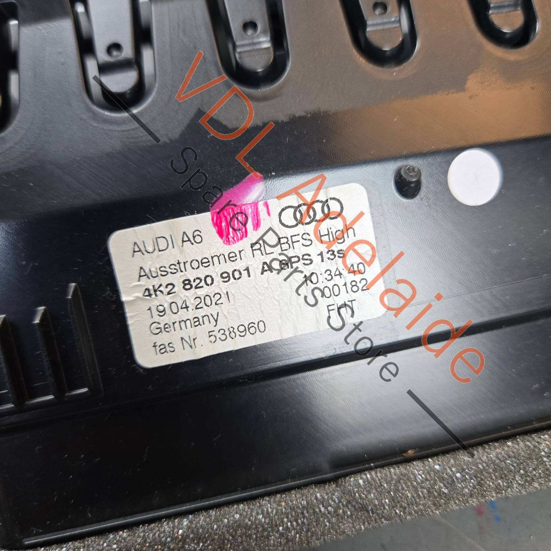 4K2820901A6PS    Audi A6 A7 RS6 RS7 Dashboard Air Vent Centre for RHD 4K2820901A 6PS