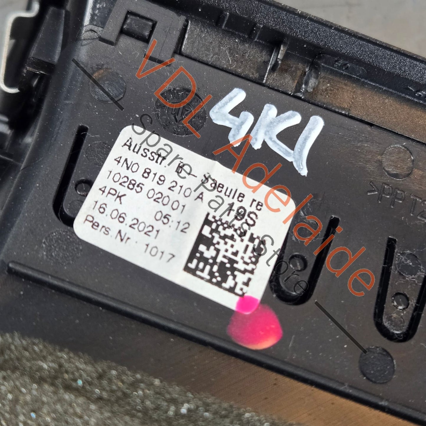 4N0819210A 4N0819210A4PK   Audi A6 A7 Right B Pillar Air Vent Trim Black 4N0819210A 4PK