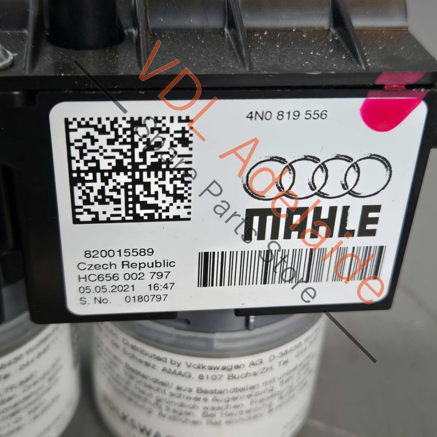 4N0819573    Audi Flacon Unit Fragrance Aroma Cabin Dispenser 4N0819573 Includes balance of fragrance