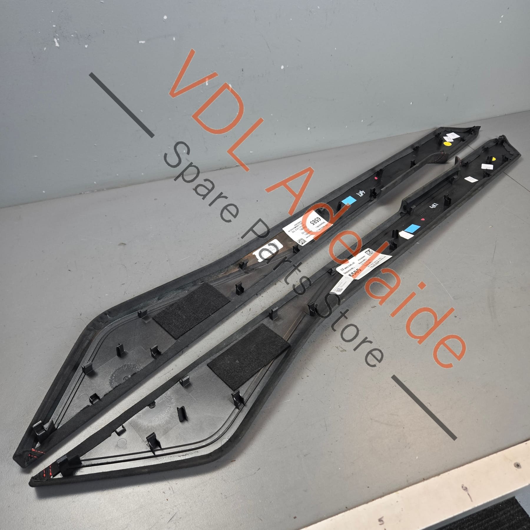 4K0863305DTPE 4K0863306DTPE 4K0863305D 4K0863306D Audi RS7 RS6 Alcantara w Red Stitch Centre Console Trim Set 4K0863305DTPE 4K0863306DTPE