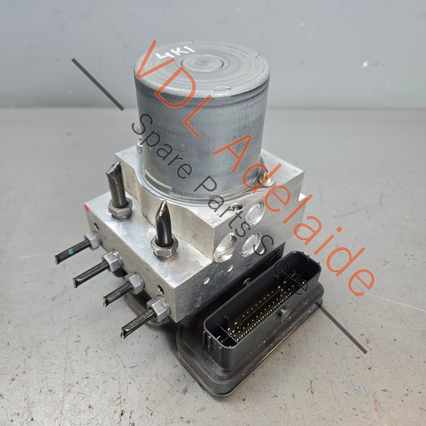 4M8614517JBEF    Audi RS6 RS7 ABS Brake Pump Module 4M8614517J BEF