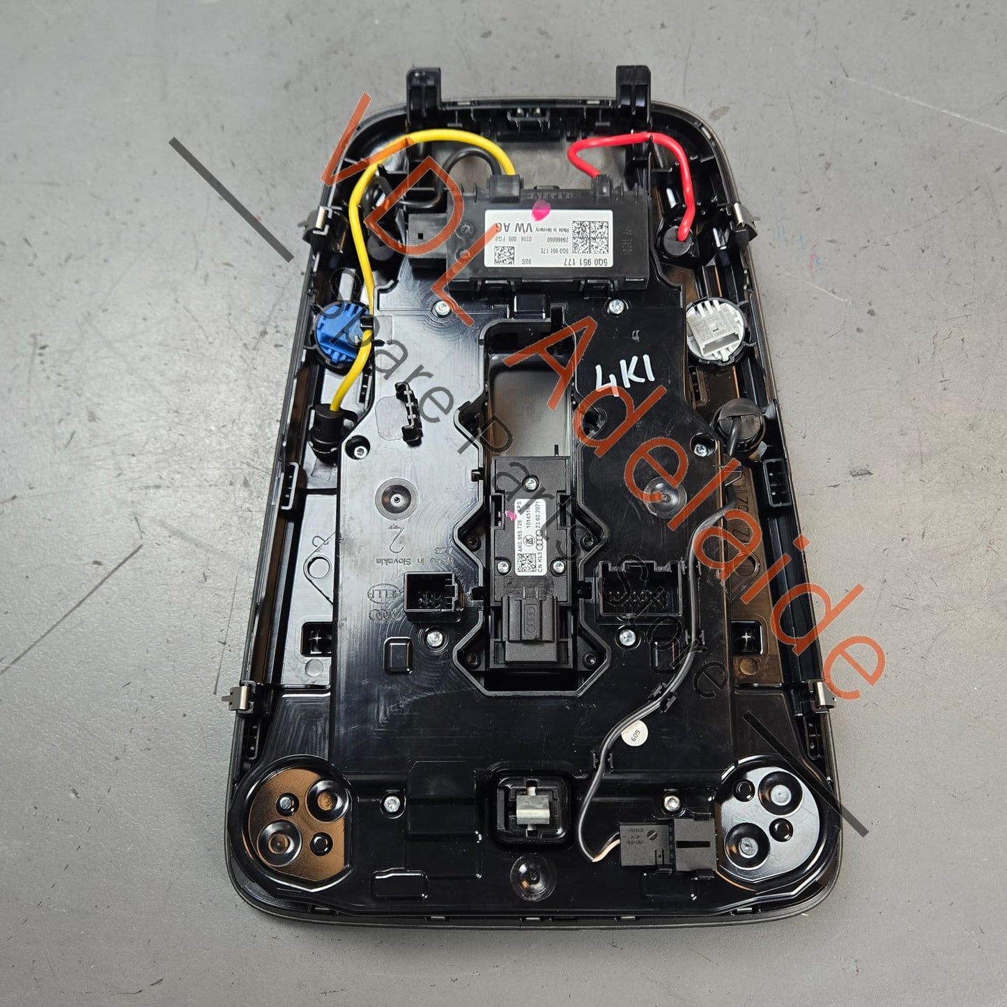 4K0947135AH 4K0947135AH6PS   Audi A4 A5 A7 Front Overhead Dome Reading Light & Sunroof Switch Panel 4K0947135AH 6PS