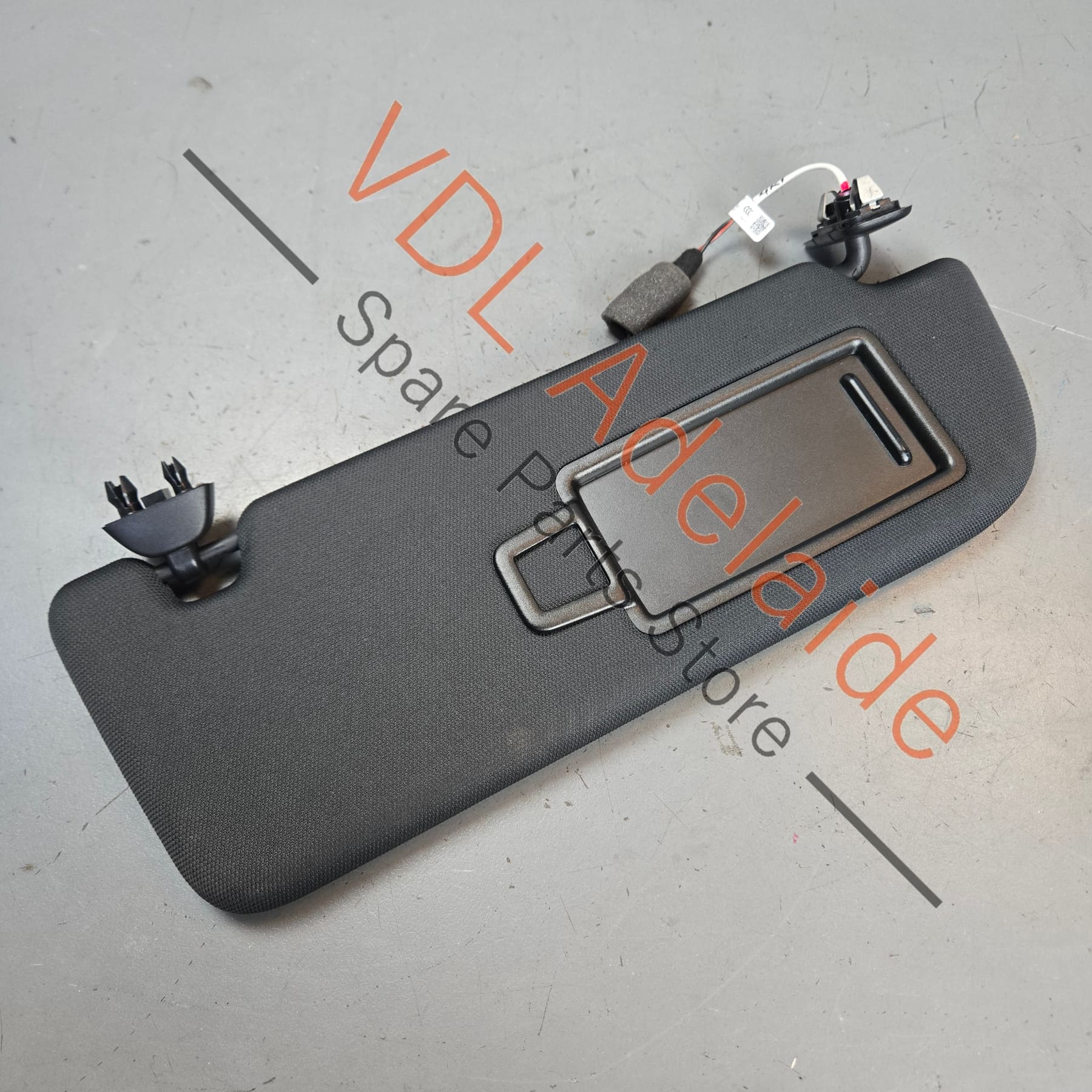 4K0857552B3GX    Audi A6 A7 Interior Sun Visor Sunvisor 4K0857552B 3GX Right Side Black