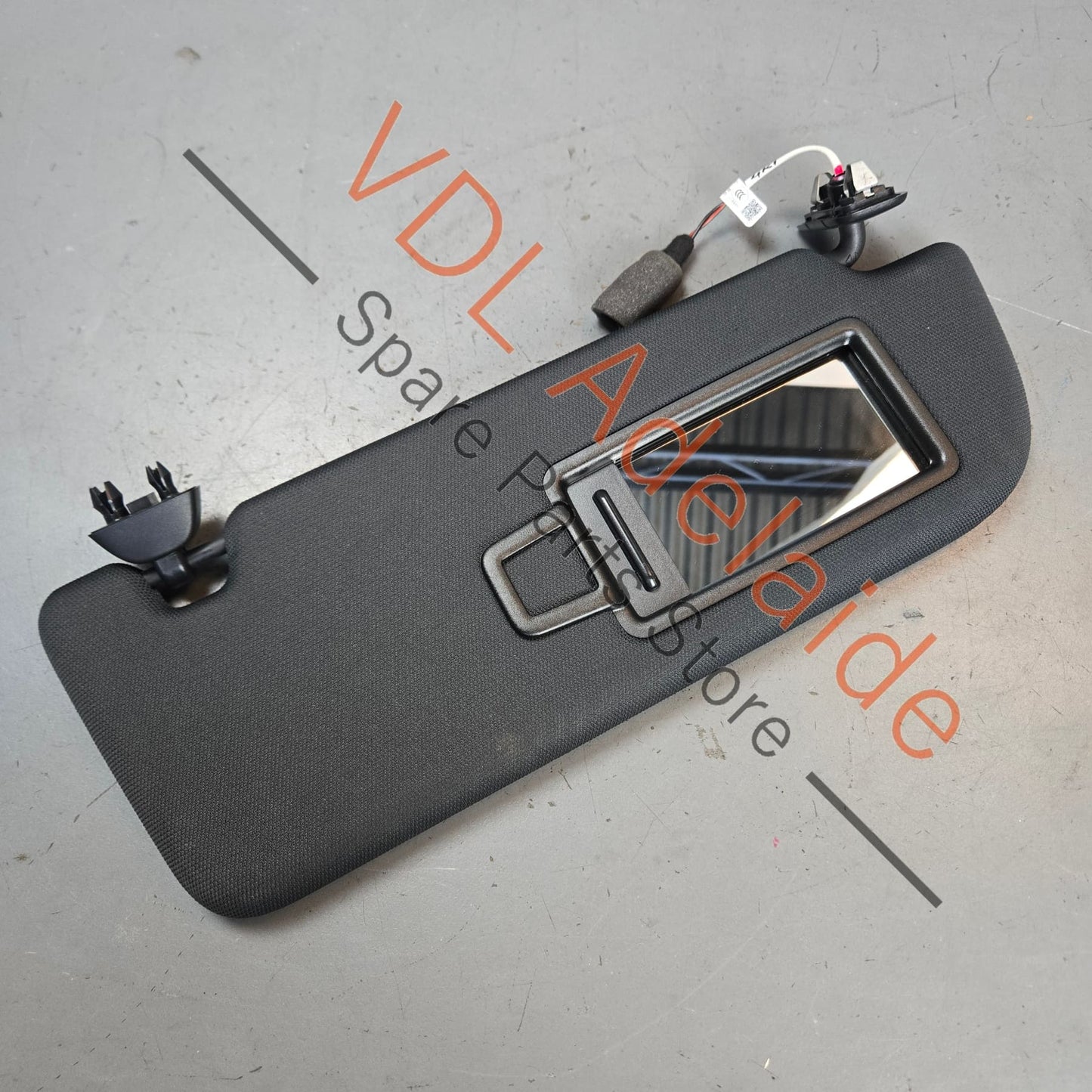 4K0857552B3GX    Audi A6 A7 Interior Sun Visor Sunvisor 4K0857552B 3GX Right Side Black