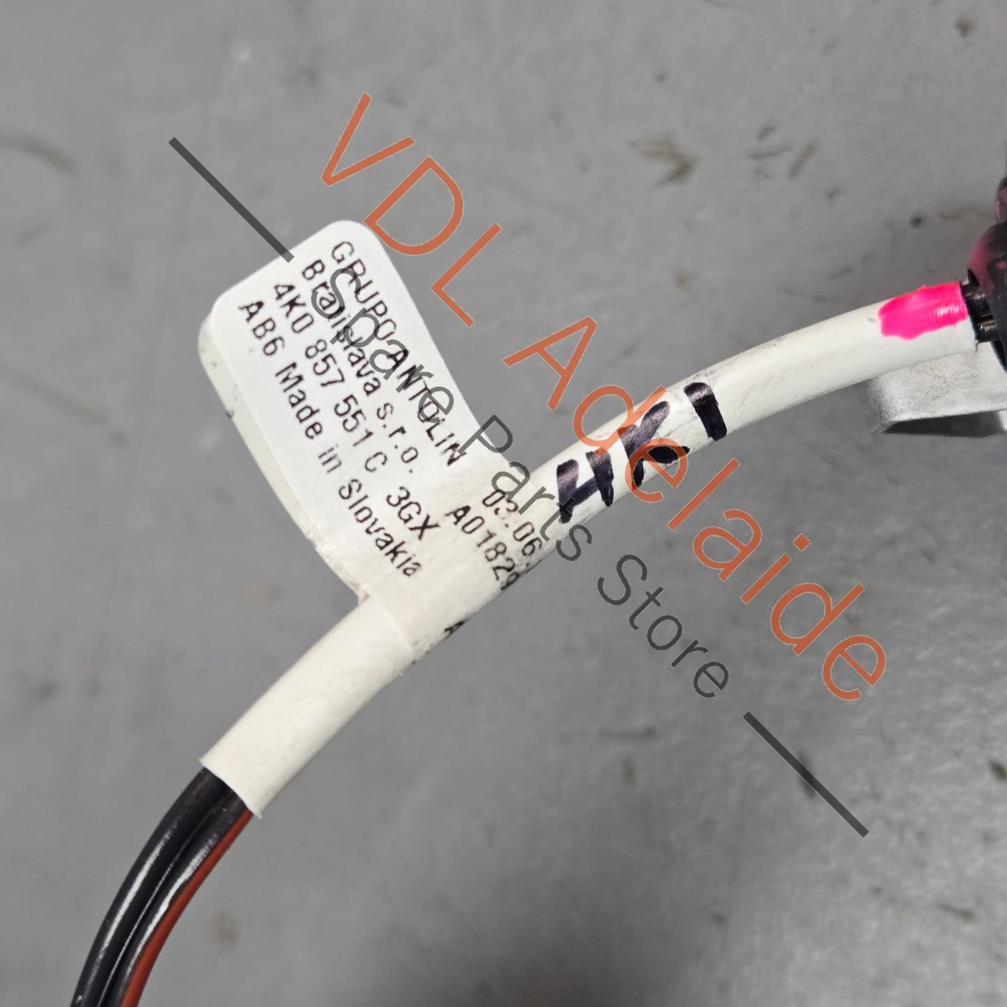 4K0857551B3GX    Audi A6 A7 Interior Sun Visor Sunvisor 4K0857551B 3GX Left Side Black