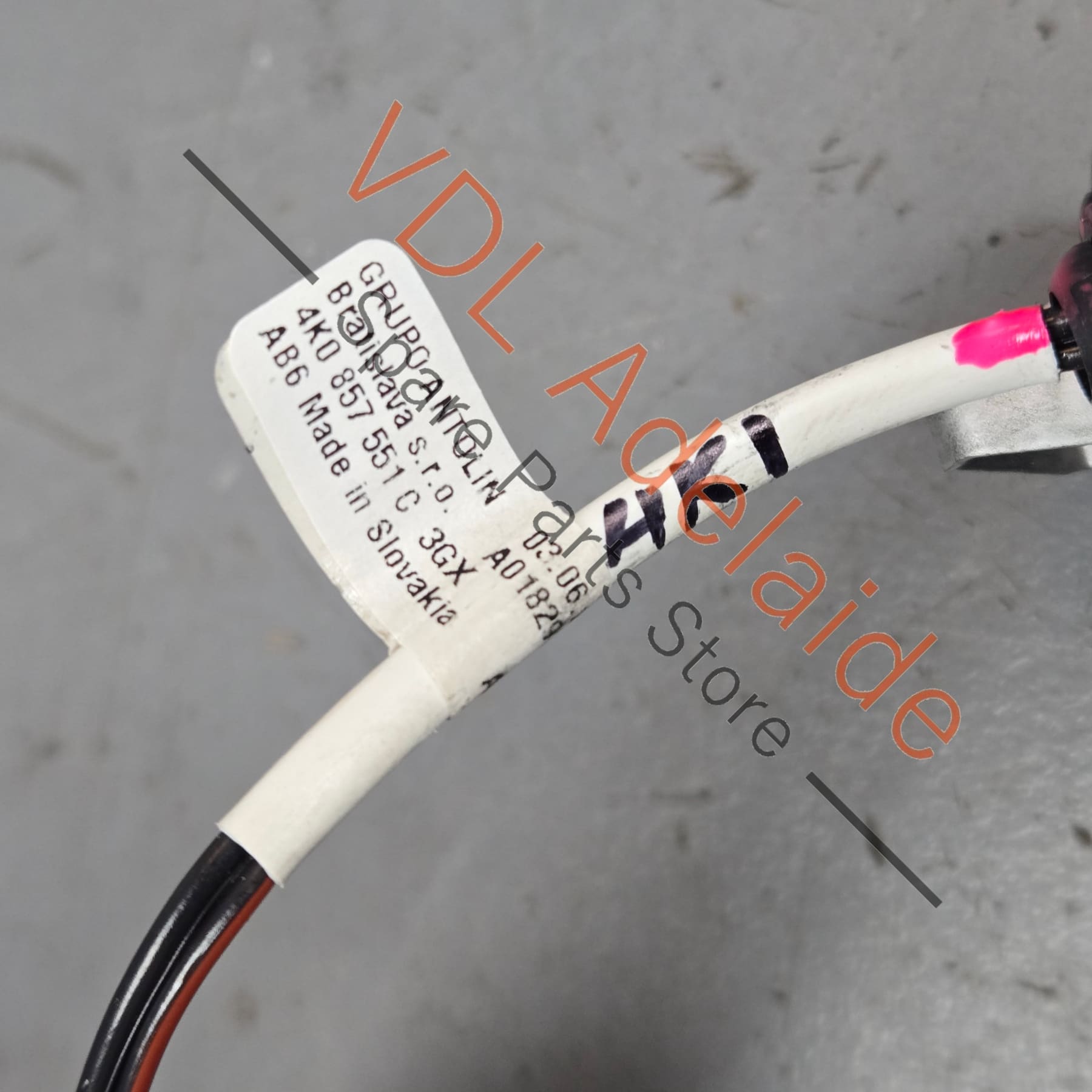 4K0857551B3GX    Audi A6 A7 Interior Sun Visor Sunvisor 4K0857551B 3GX Left Side Black