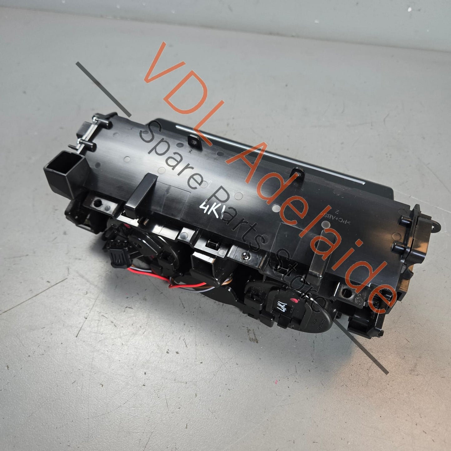 4K2862533B4PK 4K2864365MV58   Audi RS6 RS7 Centre Console Drinks Holder Cabinet w Opening Door Gloss Black 4K2862533B 4PK 4K2864365M V58