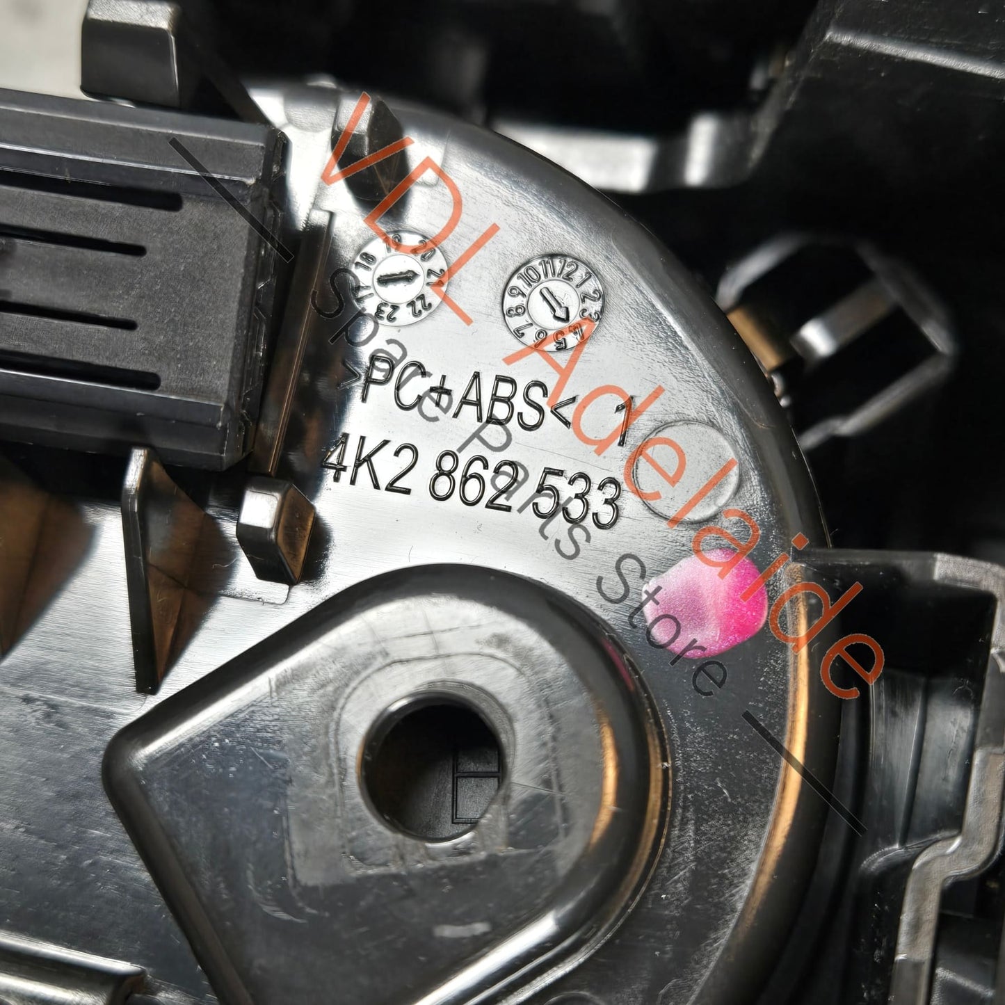 4K2862533B4PK 4K2864365MV58   Audi RS6 RS7 Centre Console Drinks Holder Cabinet w Opening Door Gloss Black 4K2862533B 4PK 4K2864365M V58