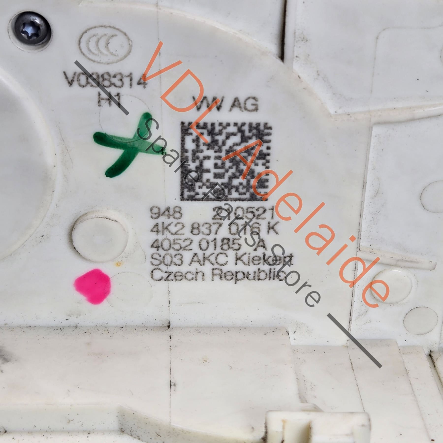 4K2837016K    Audi Q8 A7 A6 Urus Door Lock Mechanism Front Left 4K2837016K