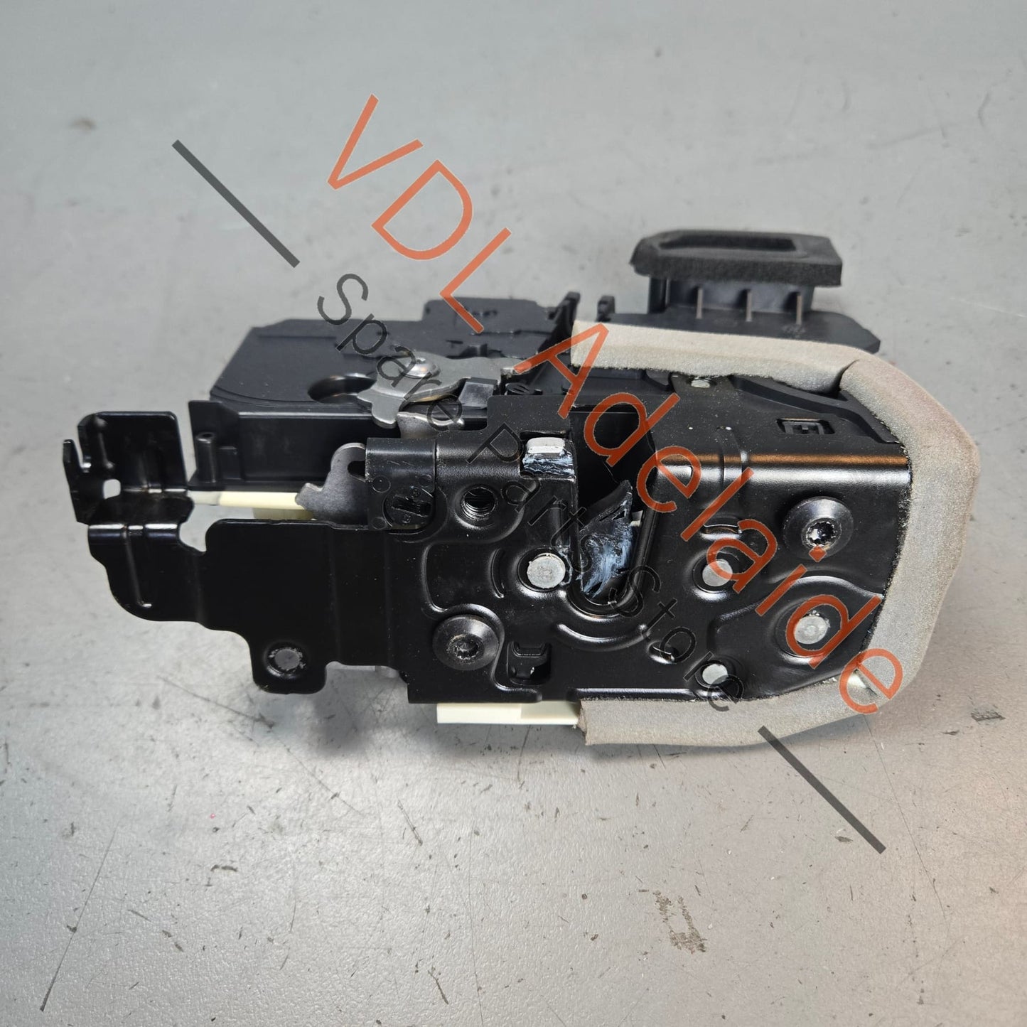 4K0839016R    Audi Q8 A7 A6 Urus Door Lock Mechanism Rear Right 4K0839016R