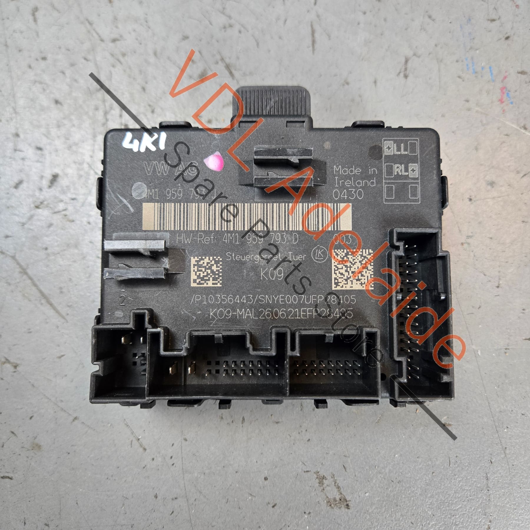 4M1959793J    Audi RS7 RS6 SQ5 A8 Touareg Urus Door Control Unit Drivers Door 4M1959793J