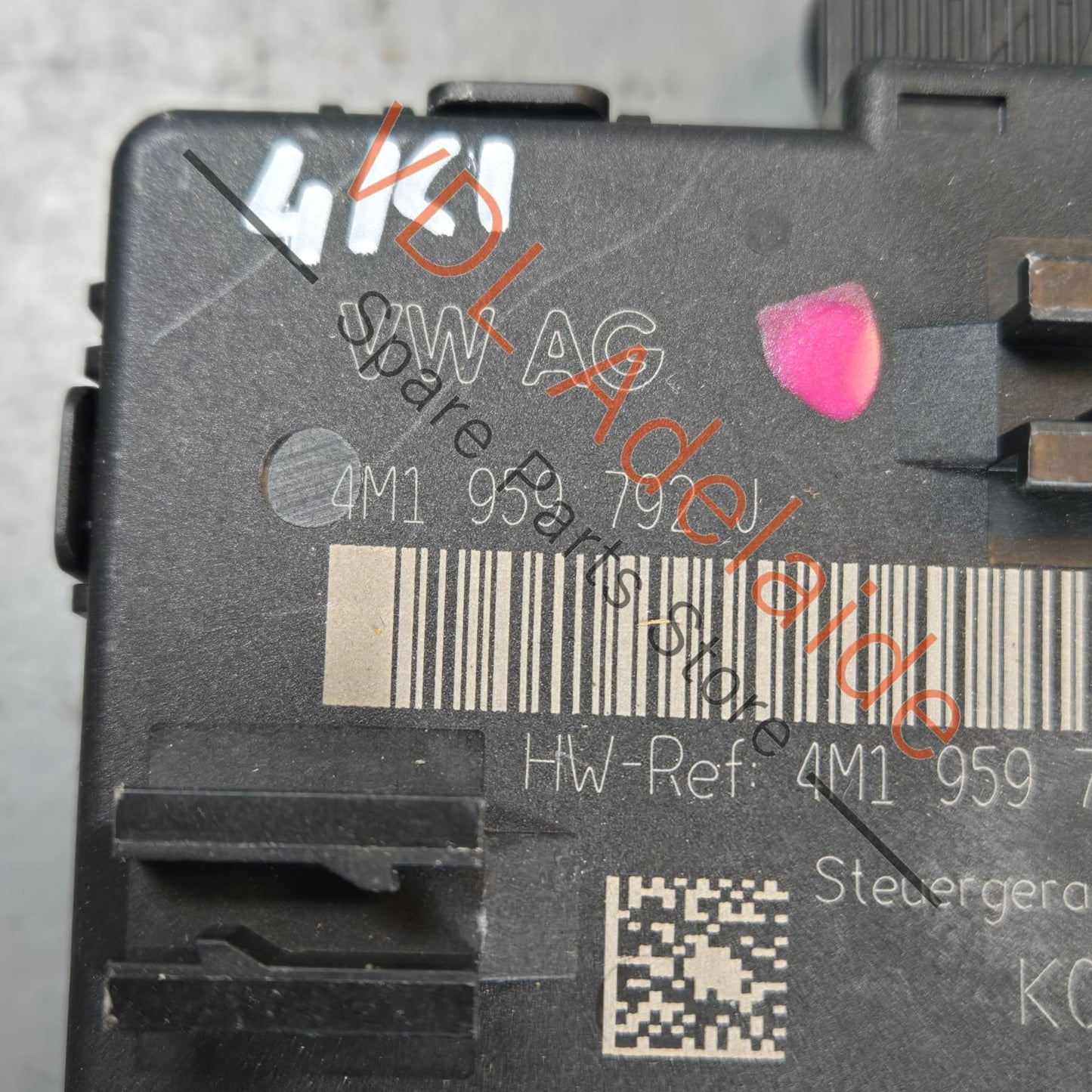 4M1959792J    Audi RS7 RS6 SQ5 A8 Touareg Urus Door Control Unit Passenger Front 4M1959792J