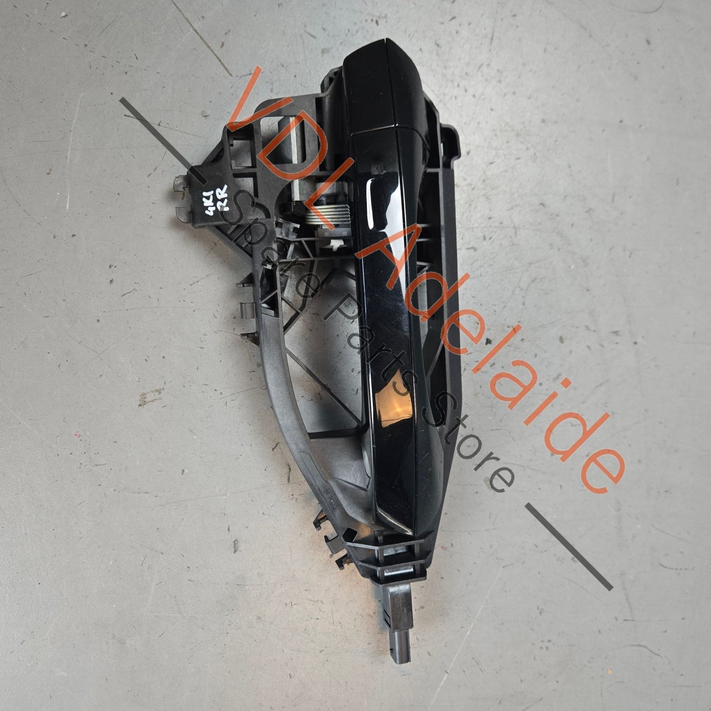 4N0927754 4N0837812B 4N0837208AGRU  Audi Right Side Door Handle with Keyless Sensor 4N0927754 4N0837208A GRU 4N0837812B