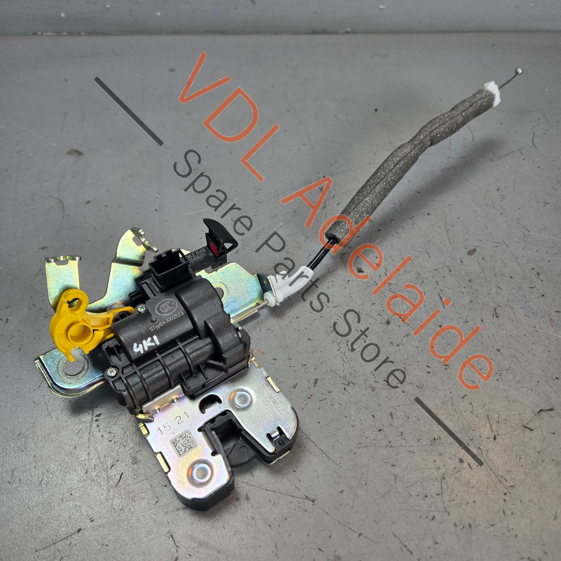 4M0827506E    Audi A7 RS7 S7 Tailgate Boot Lid Lock 4M0827506E