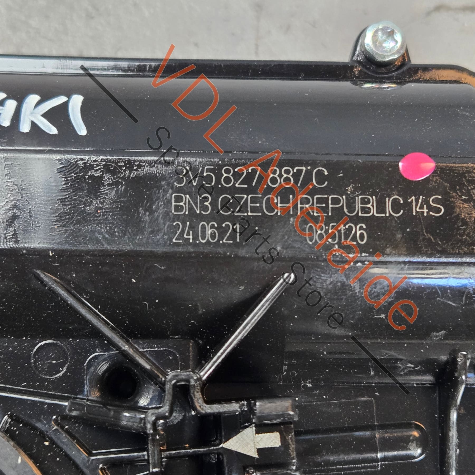 3V5827887C    Audi Q5 A7 A6 Q8 Rear Hatch Boot Pull Down Motor 3V5827887C