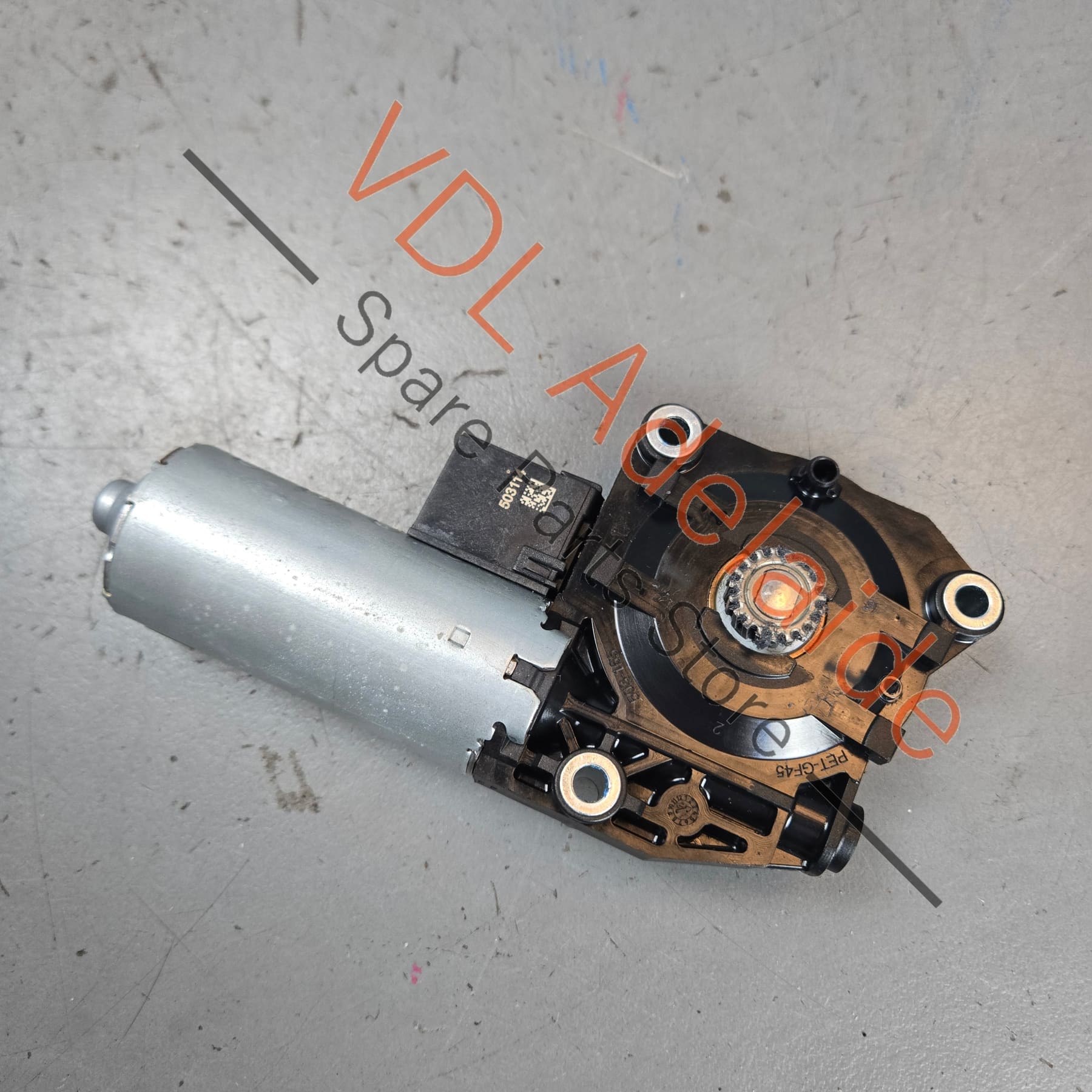 4K8877041A 4K8959591   Audi A7 Q8 Etron Sunroof Window Shade Roof Drive Motor 4K8959591 4K8877041A