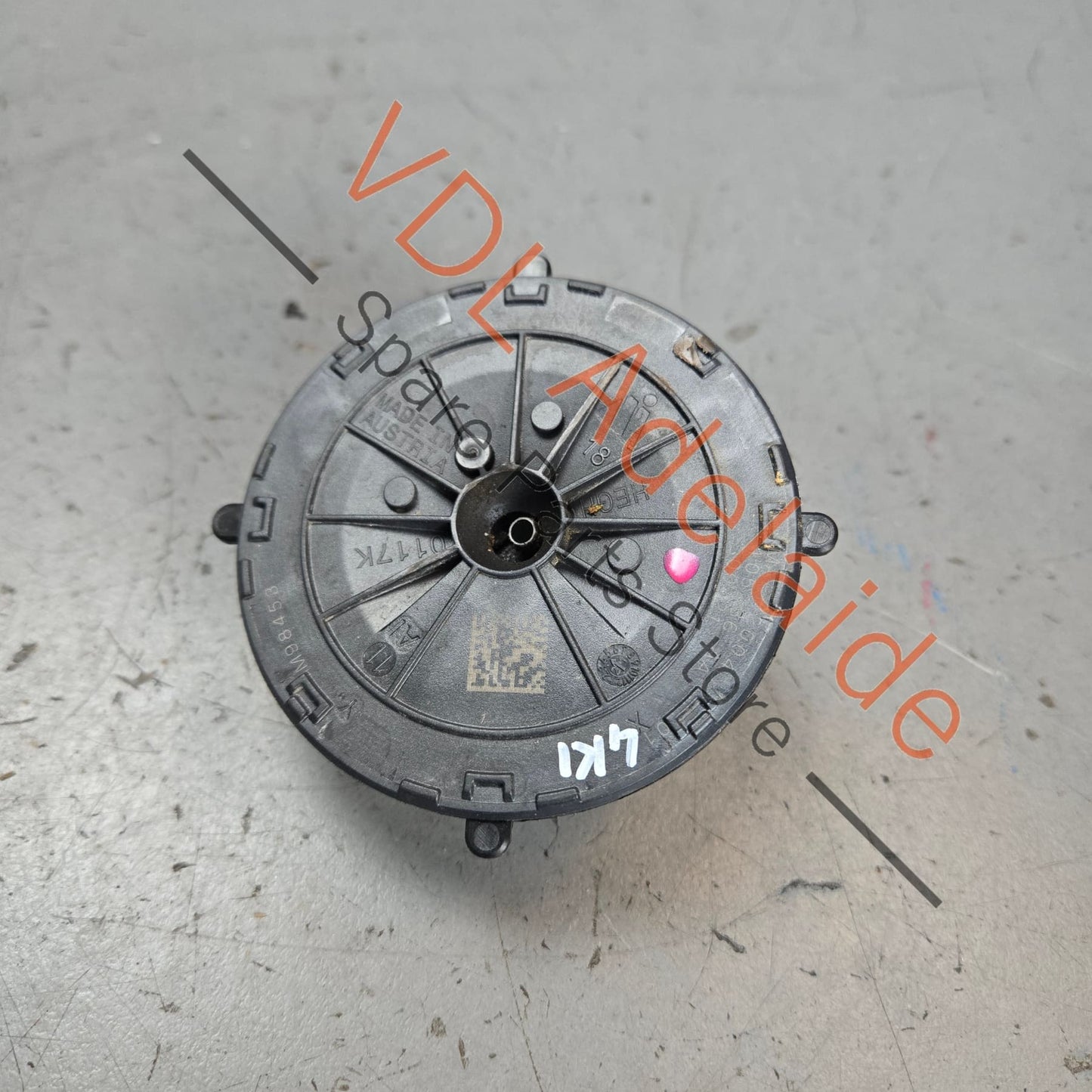 4N0959577A    Audi A6 A7 A8 Etron Left Mirror Adjustment Motor 4N0959577A