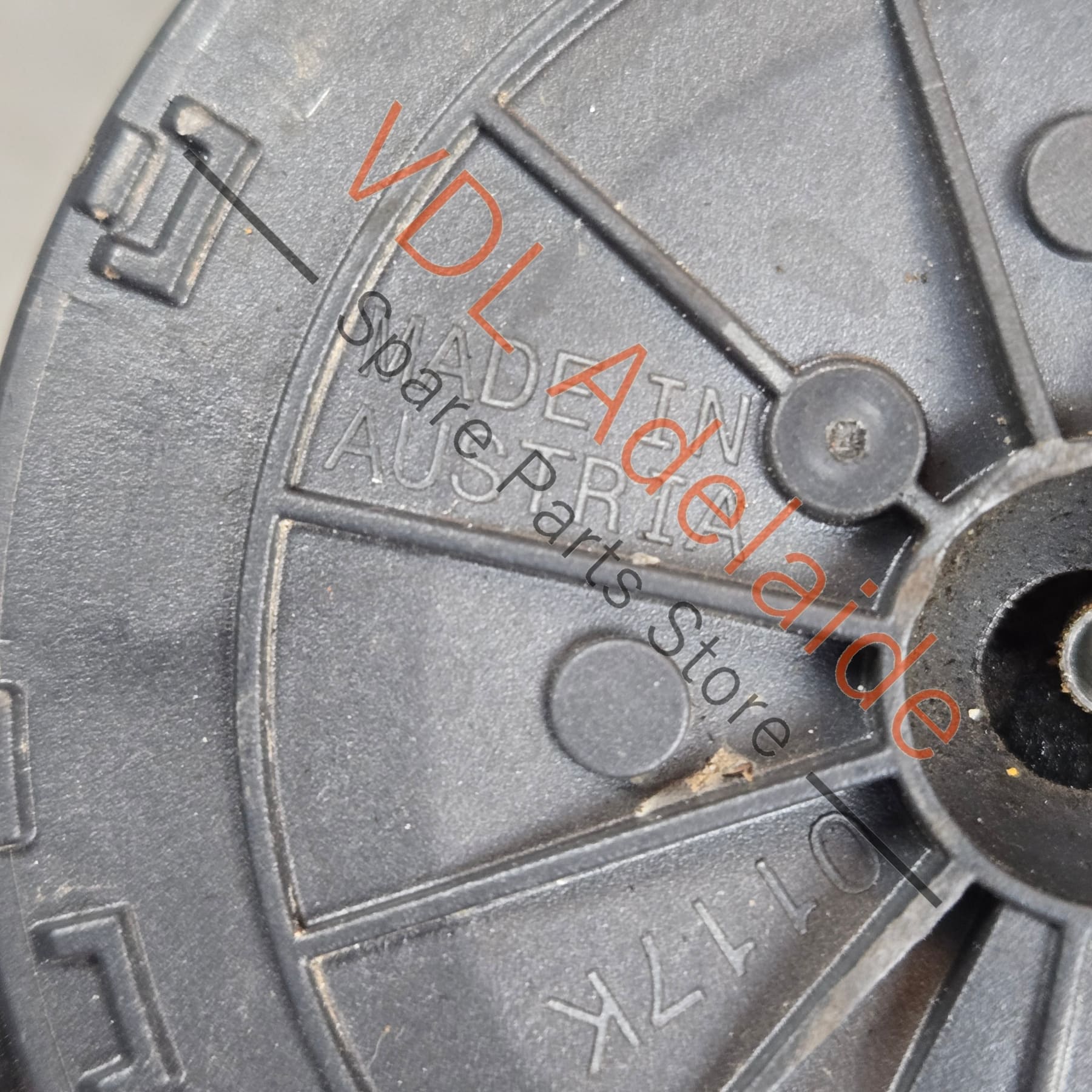 4N0959577A    Audi A6 A7 A8 Etron Left Mirror Adjustment Motor 4N0959577A