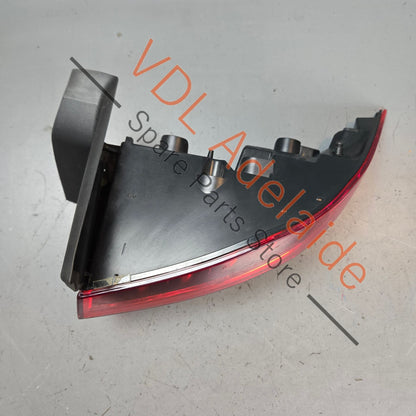 4K8945070B    Audi A7 S7 RS7 4K C8 Right Side Tail Light 4K8945070B
