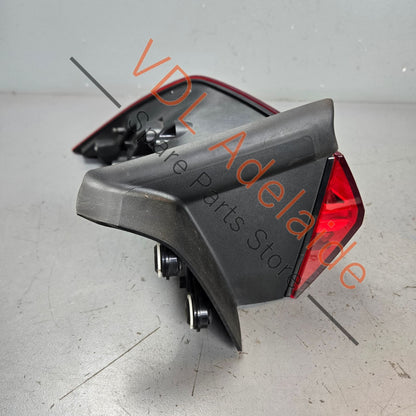 4K8945070B    Audi A7 S7 RS7 4K C8 Right Side Tail Light 4K8945070B