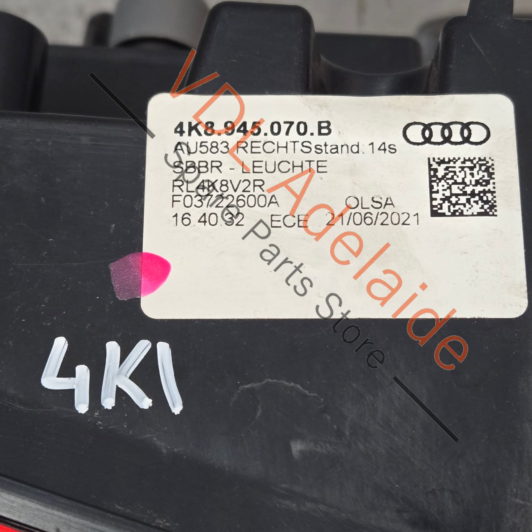 4K8945070B    Audi A7 S7 RS7 4K C8 Right Side Tail Light 4K8945070B