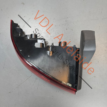 4K8945069B    Audi A7 S7 RS7 4K C8 Left Side Tail Light 4K8945069B