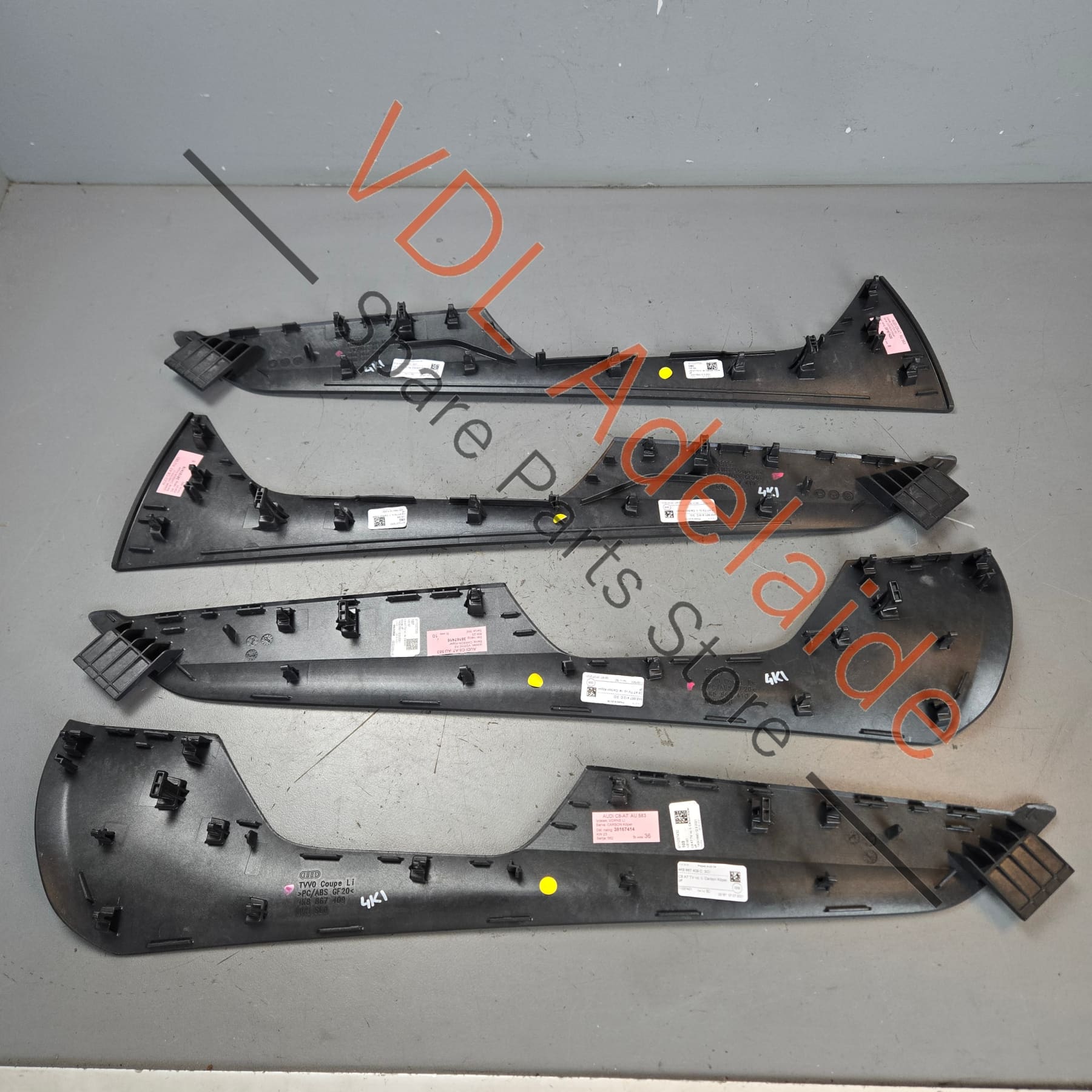 4K8867409C3ID 4K8867410C3ID 4K8867419C3ID 4K8867420C3ID Audi A7 S7 RS7 Carbon Fibre Twill Structure Set of 4x Door Trim Inserts 4K8867409C3ID 4K8867410C3ID