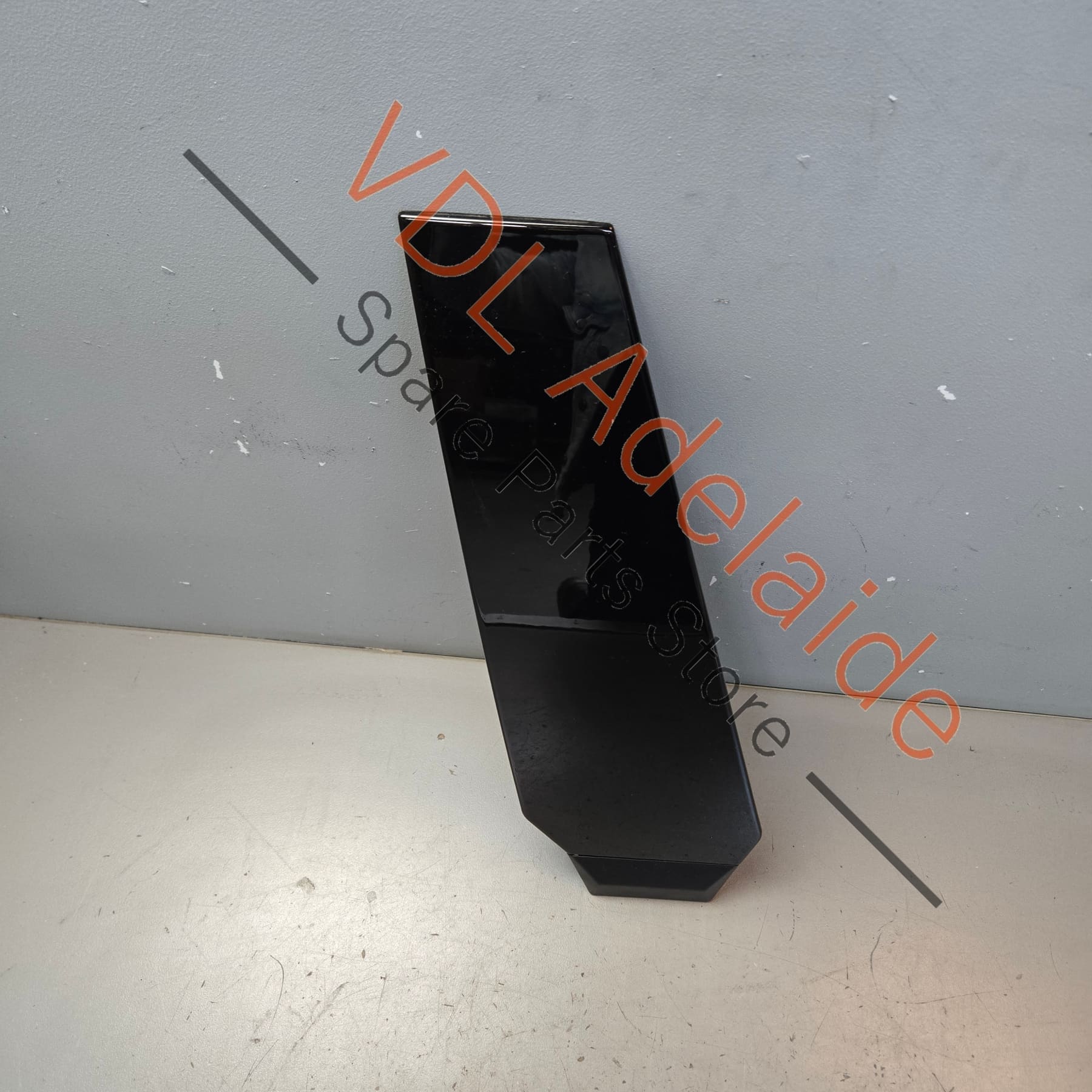 4K8853290T94    Audi A7 S7 RS7 Right B Pillar Gloss Black Exterior Trim Moulding 4K8853290 T94