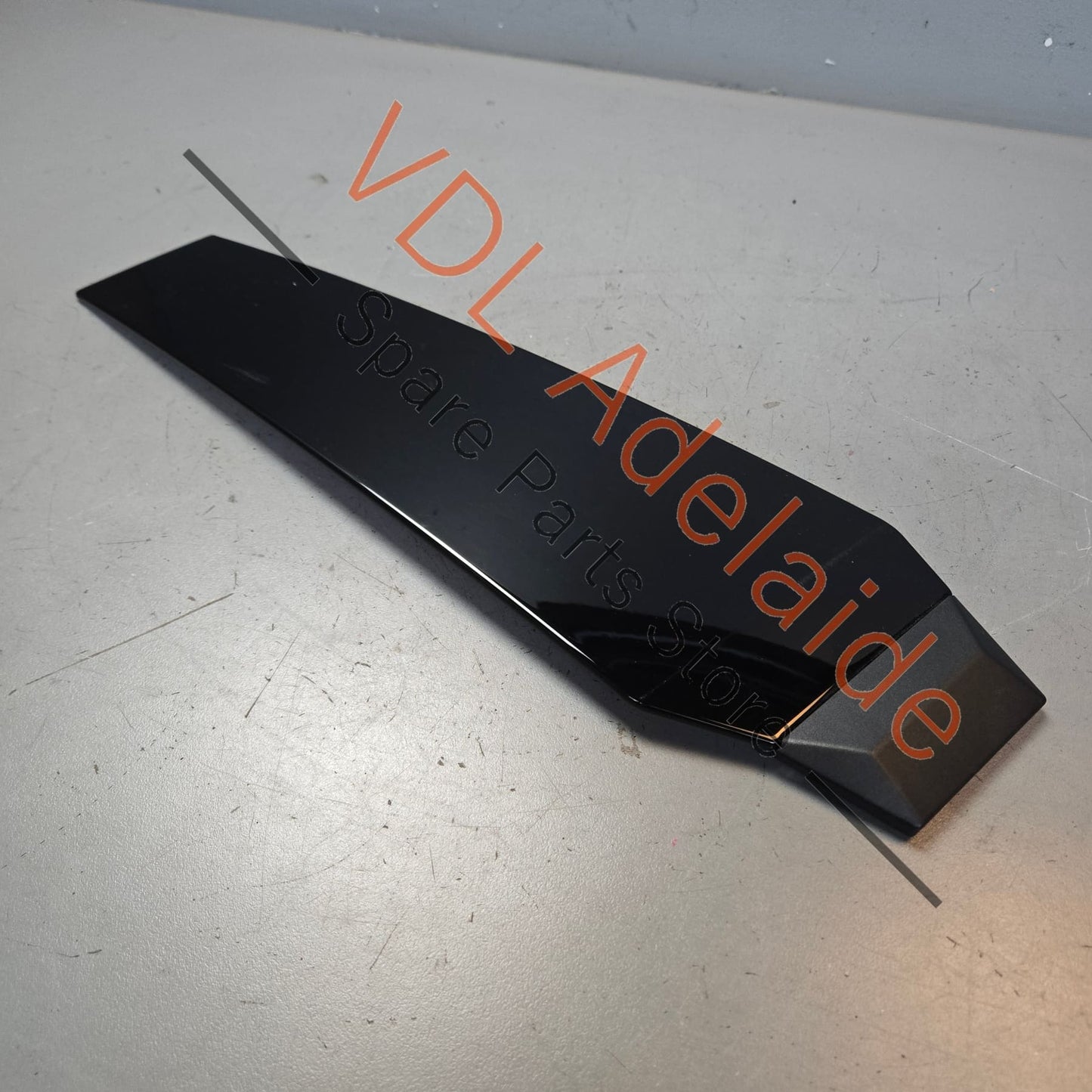 4K8853290T94    Audi A7 S7 RS7 Right B Pillar Gloss Black Exterior Trim Moulding 4K8853290 T94