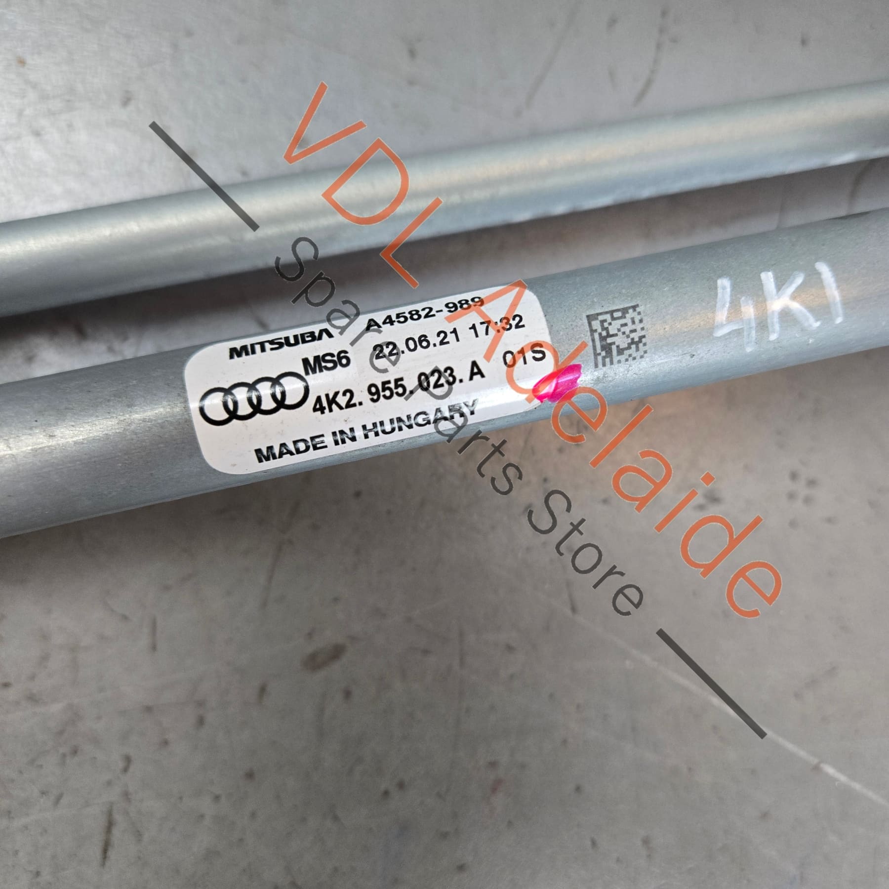 4K2955023B 4K2955023A   Audi A6 A7 S7 RS7 4K Windscreen Wiper Motor 4K2955023A 4K2955023B