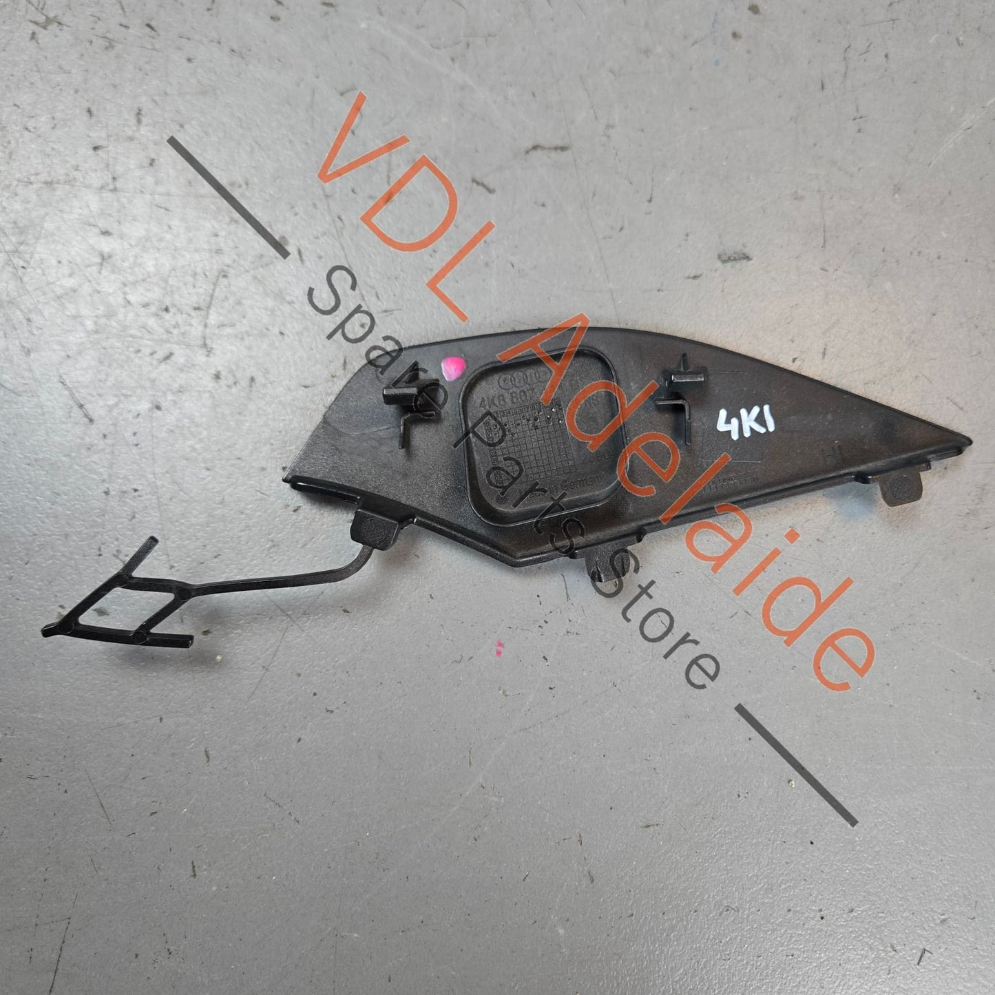 4K8807441B    Audi RS6 RS7 Rear Bumper Tow Hook Cover Cap Trim 4K8807441B Mythos Black