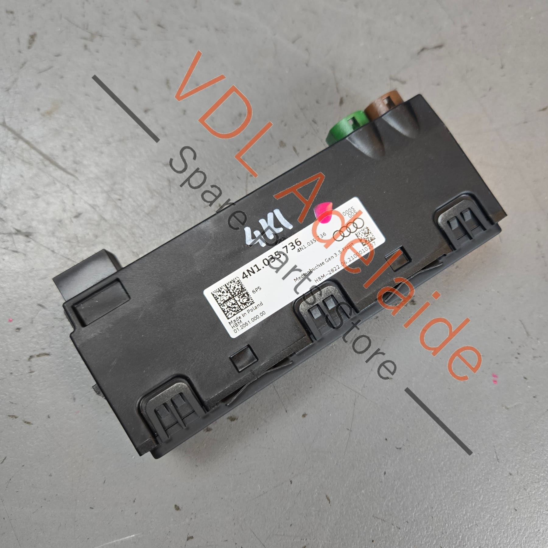 4N1035736    Genuine Audi Dual USB Port 4N1035736 Gen 3.5 Front