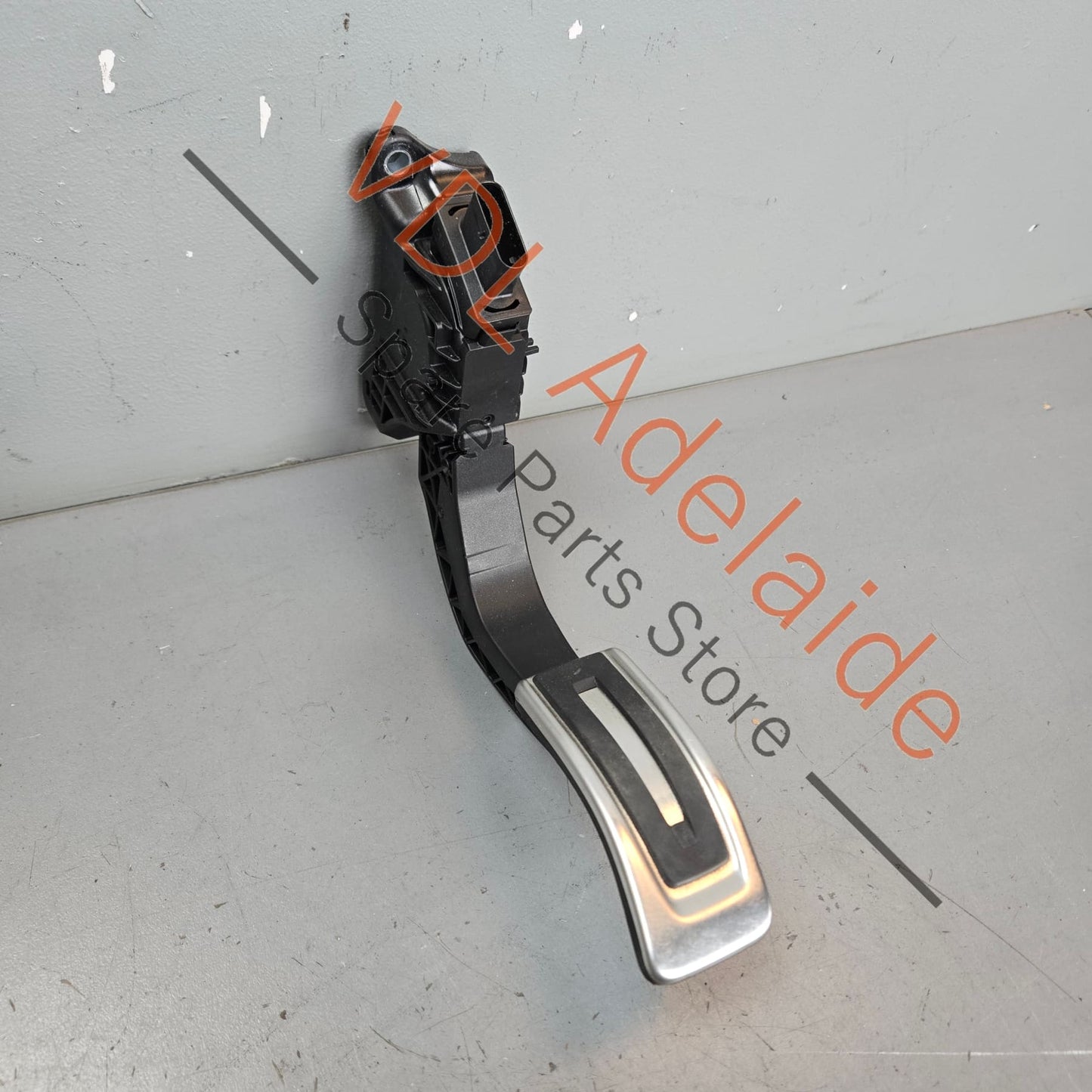8W1723523 8W1723523A   Audi Accelerator Throttle Pedal 8W1723523