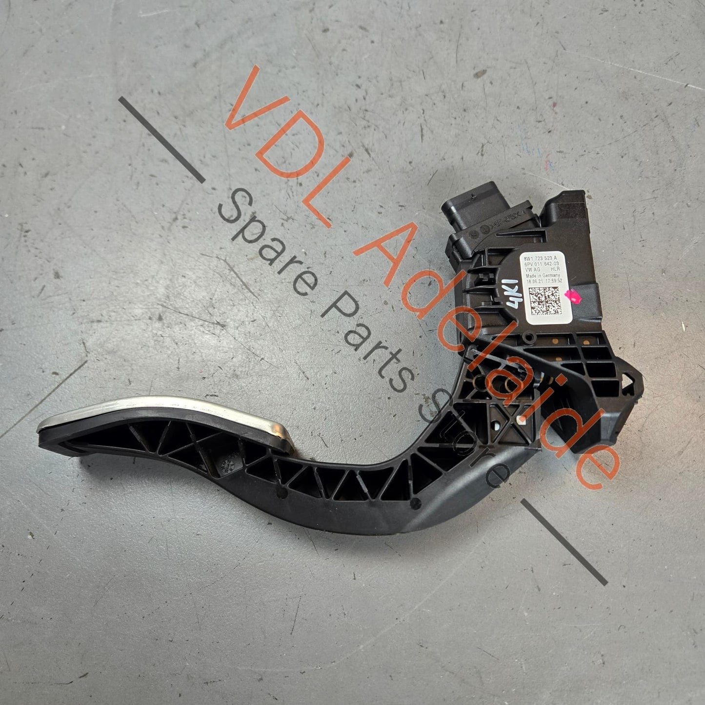 8W1723523 8W1723523A   Audi Accelerator Throttle Pedal 8W1723523