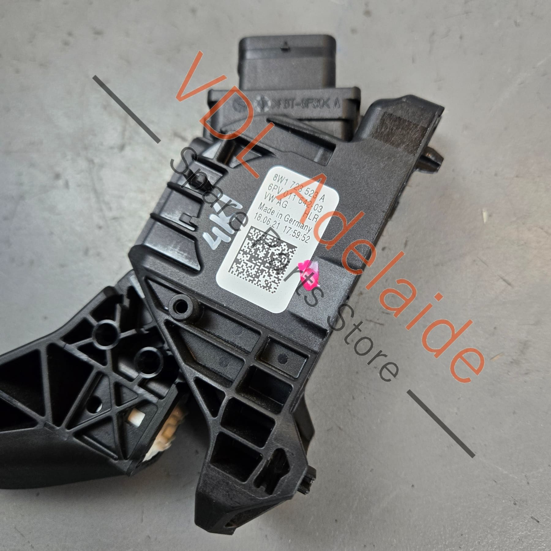 8W1723523 8W1723523A   Audi Accelerator Throttle Pedal 8W1723523