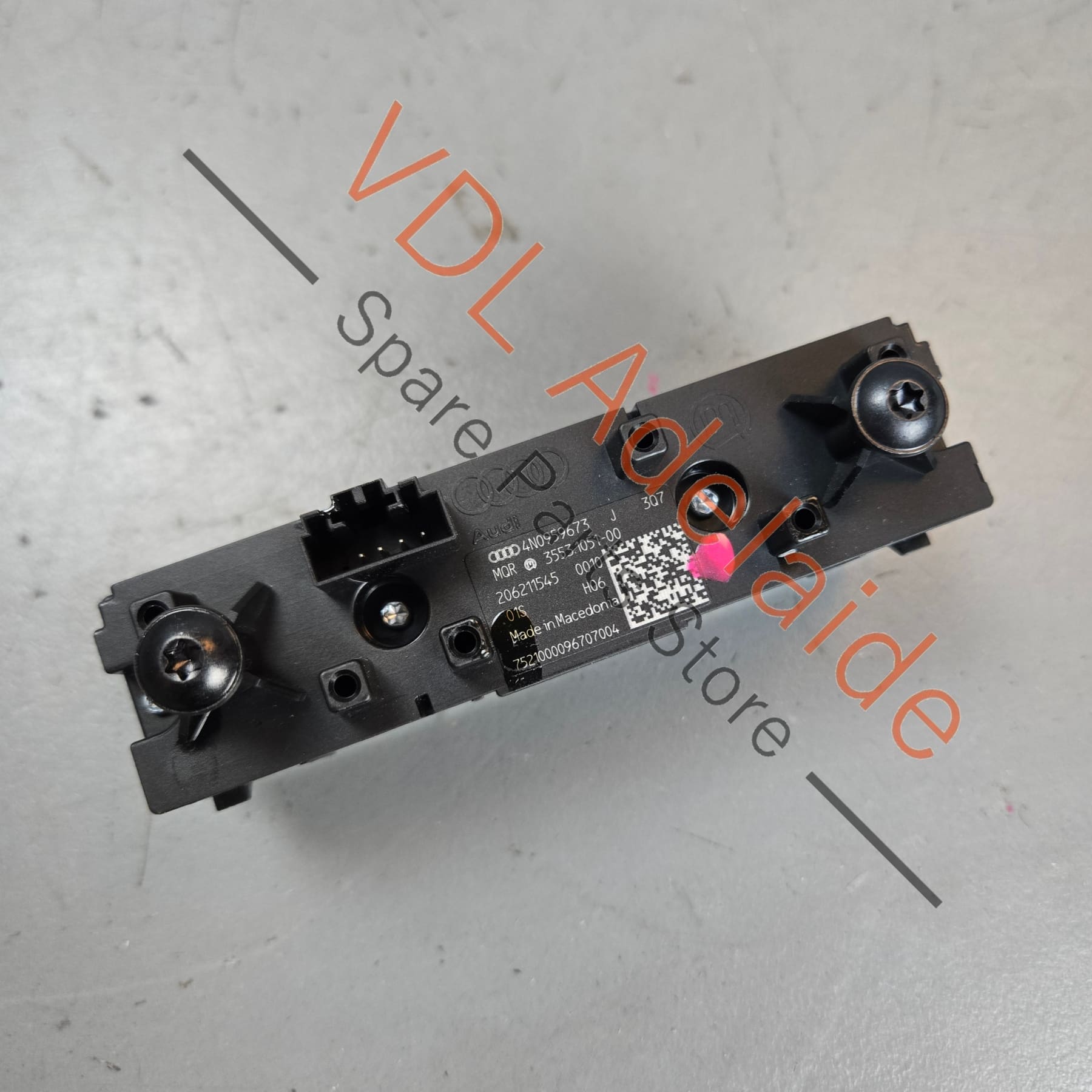 4N0959673J3Q7    Audi A6 RS6 A7 RS7 Q7 Q8 Etron Parking Surround View Control Button Switch 4N0959673J 3Q7