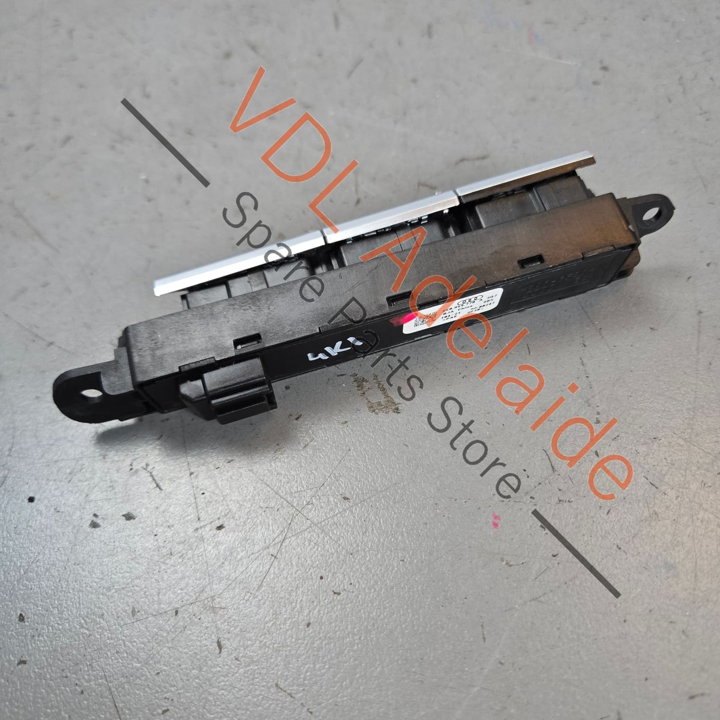 4K0959770A 4K0959770A3Q7   Audi A7 RS7 4K Switch Button Memory Seat Adjustment Front 4K0959770A 3Q7