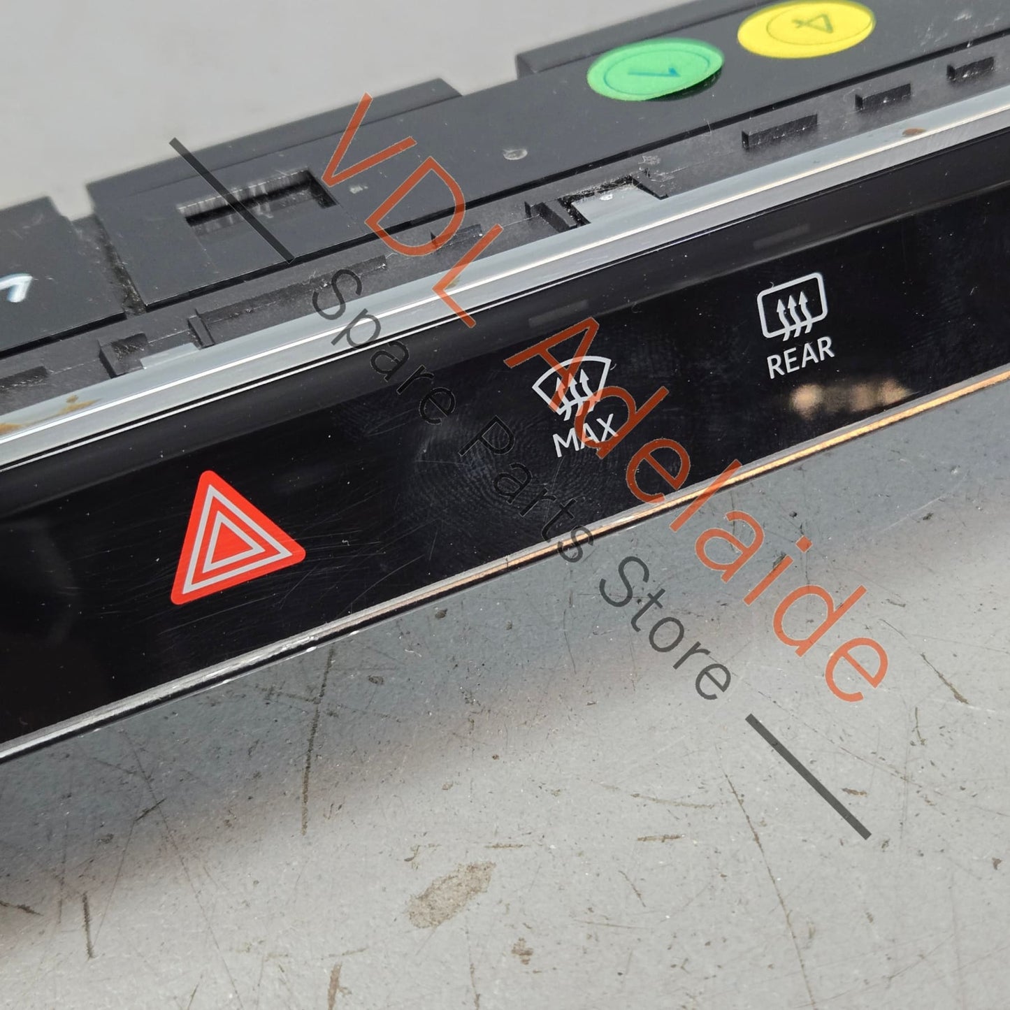 4K0925301B    Audi RS7 Drive Select & Demister Switch Button 4K0925301B