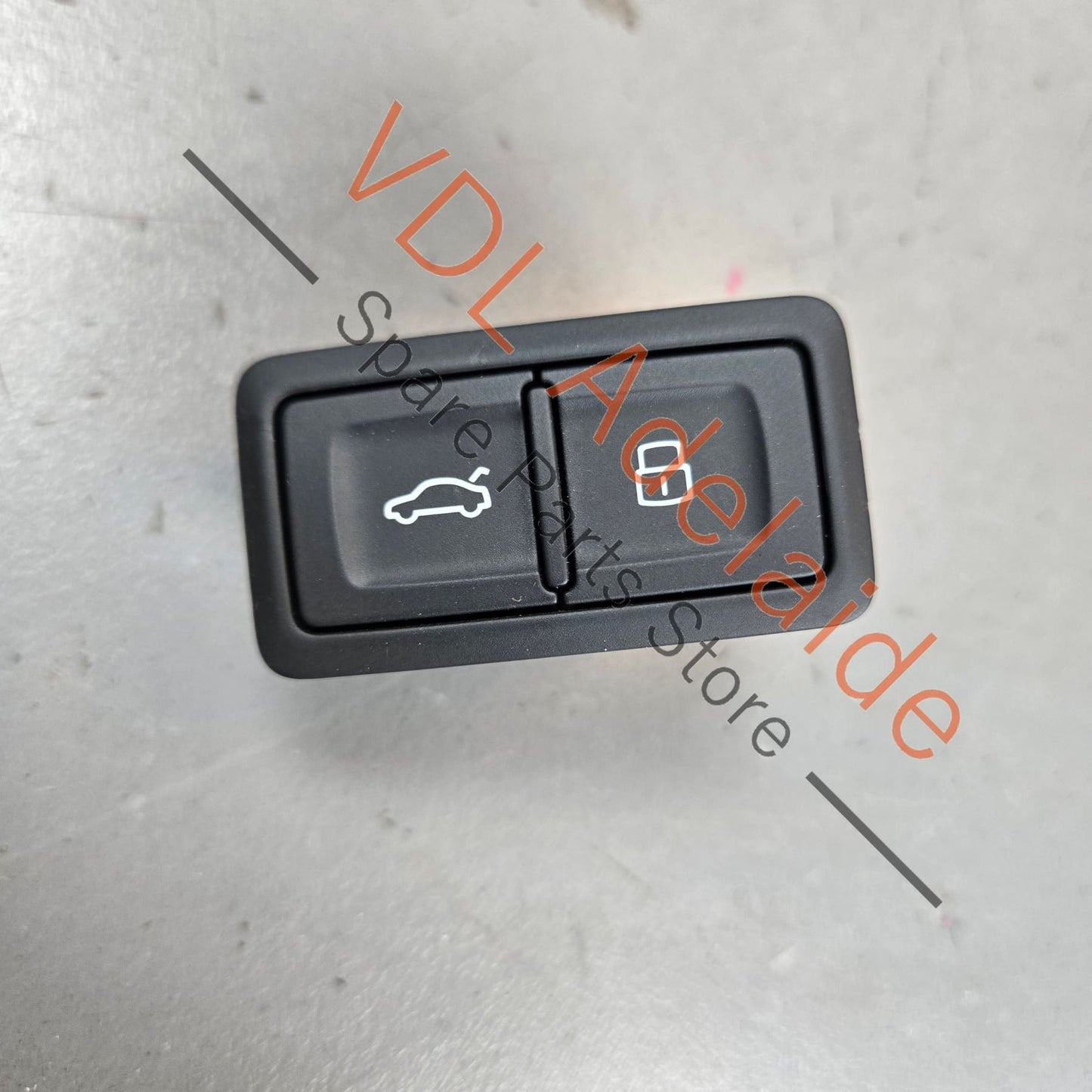 4G0959831D    Audi A6 A7 Electric Rear Hatch Tailgate Boot Close Button 4G0959831D