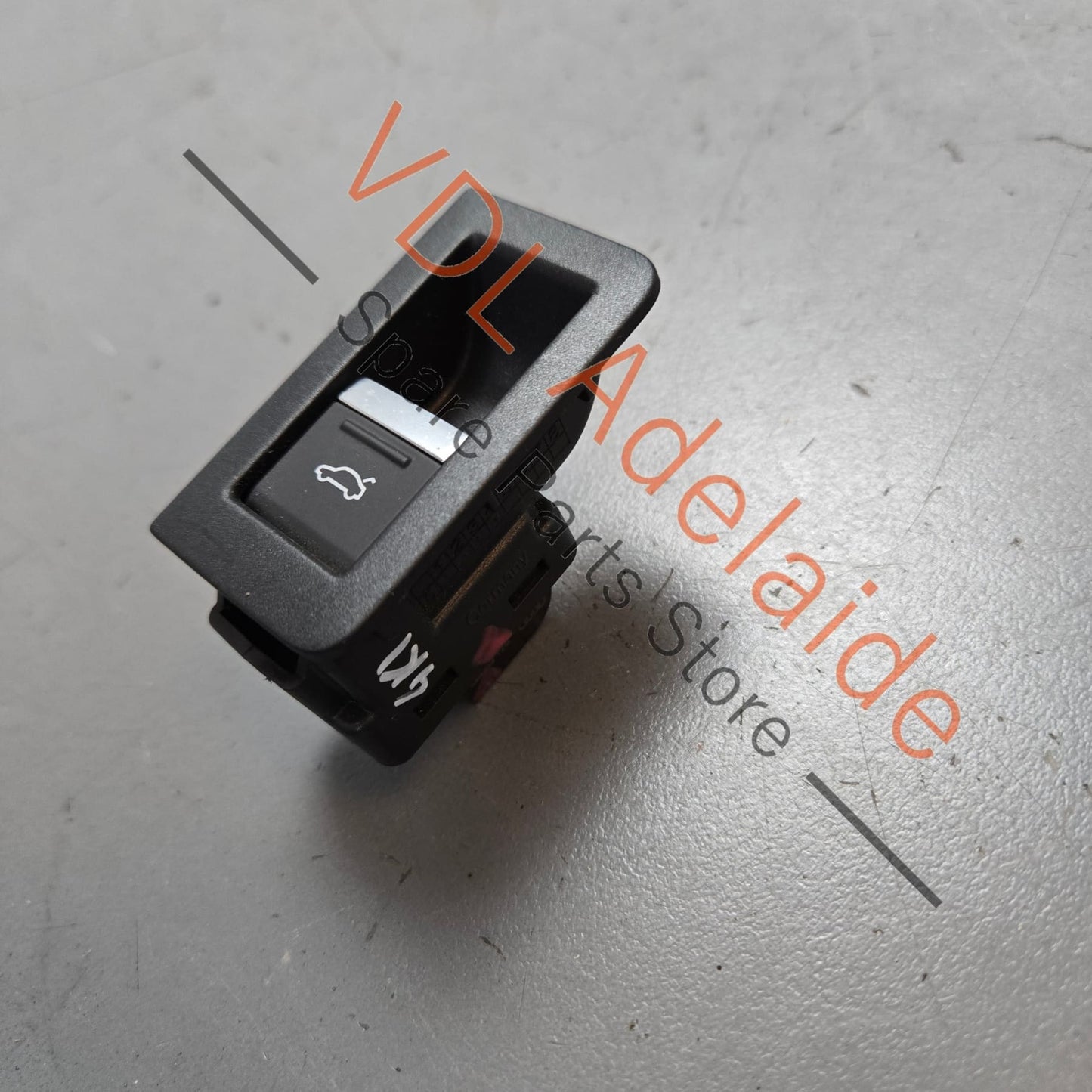 4K0959831    Audi A6 A7 Electric Rear Hatch Tailgate Boot Open Close Button 4G0959831
